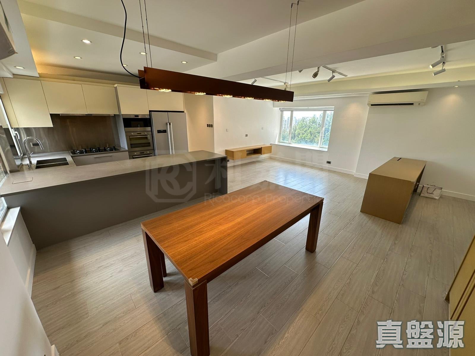 華景山莊 18座 中層 B室 美孚/華景