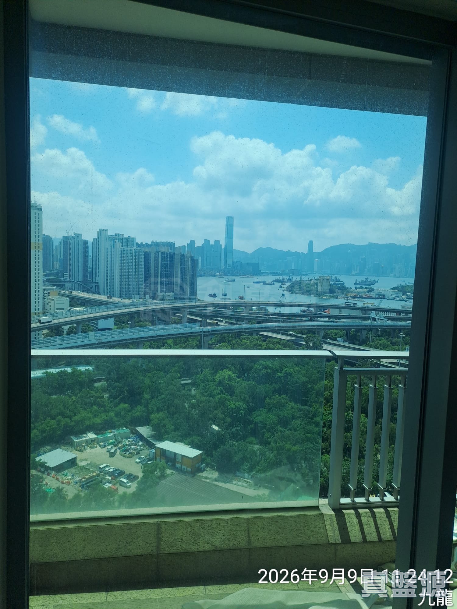 曼克顿山 3座 中层 A室 美孚/华景