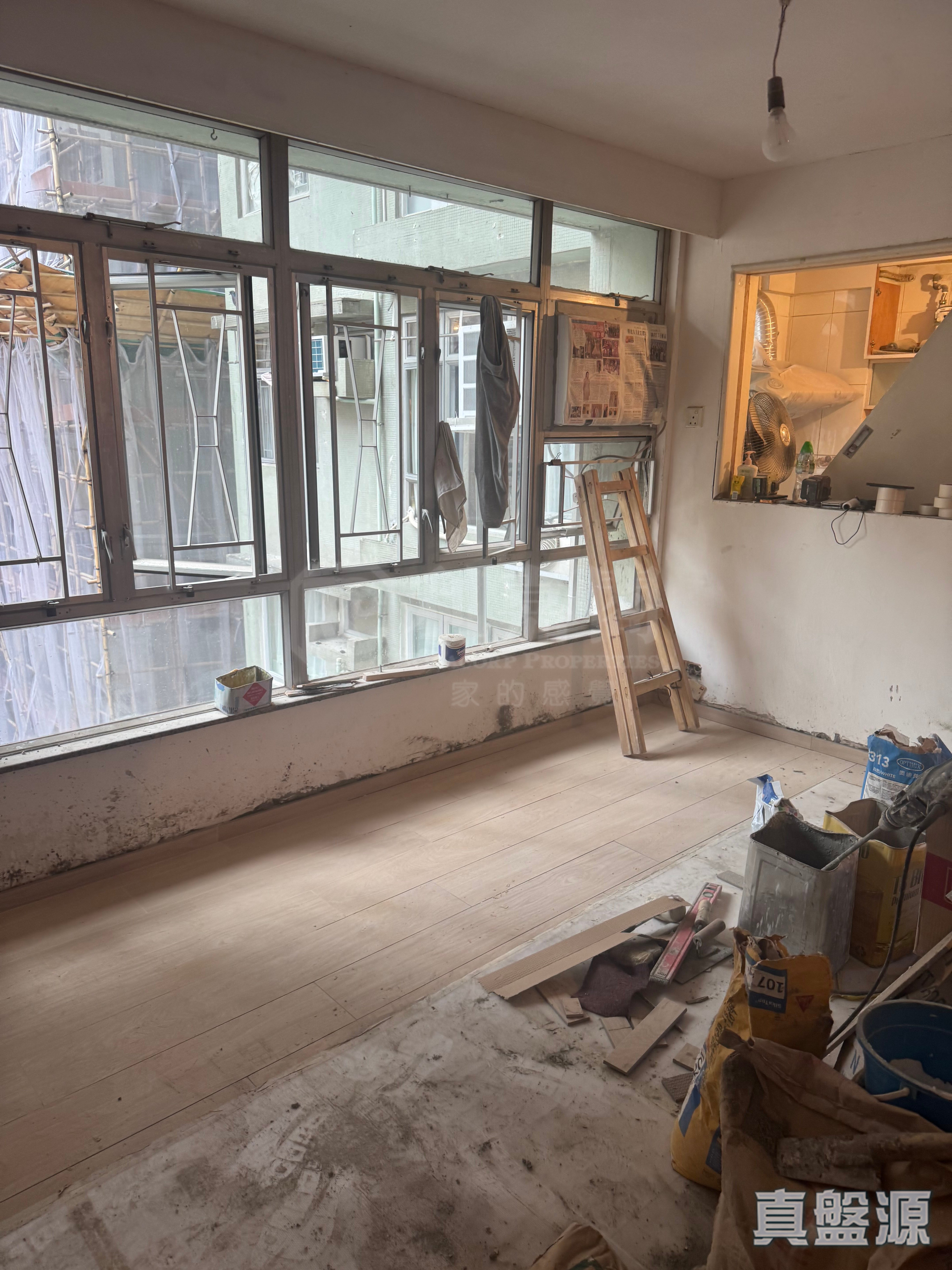 MEI FOO SUN CHUEN PHASE 2 - 5-7 Glee Path Medium Floor Zone Flat A Mei Foo/Wonderland Villas