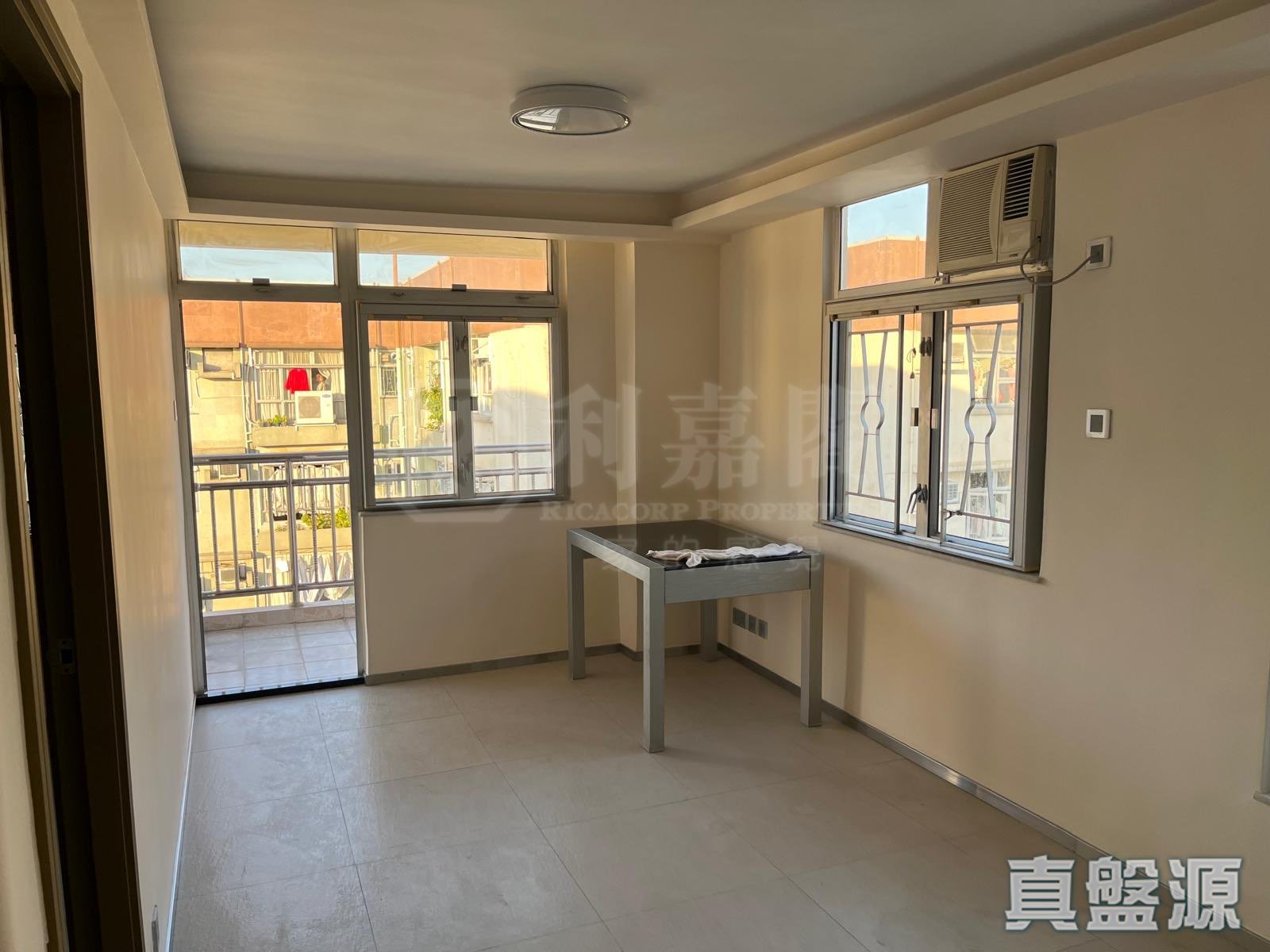 MEI FOO SUN CHUEN PHASE 3 - 6-8 Glee Path Flat C Mei Foo/Wonderland Villas