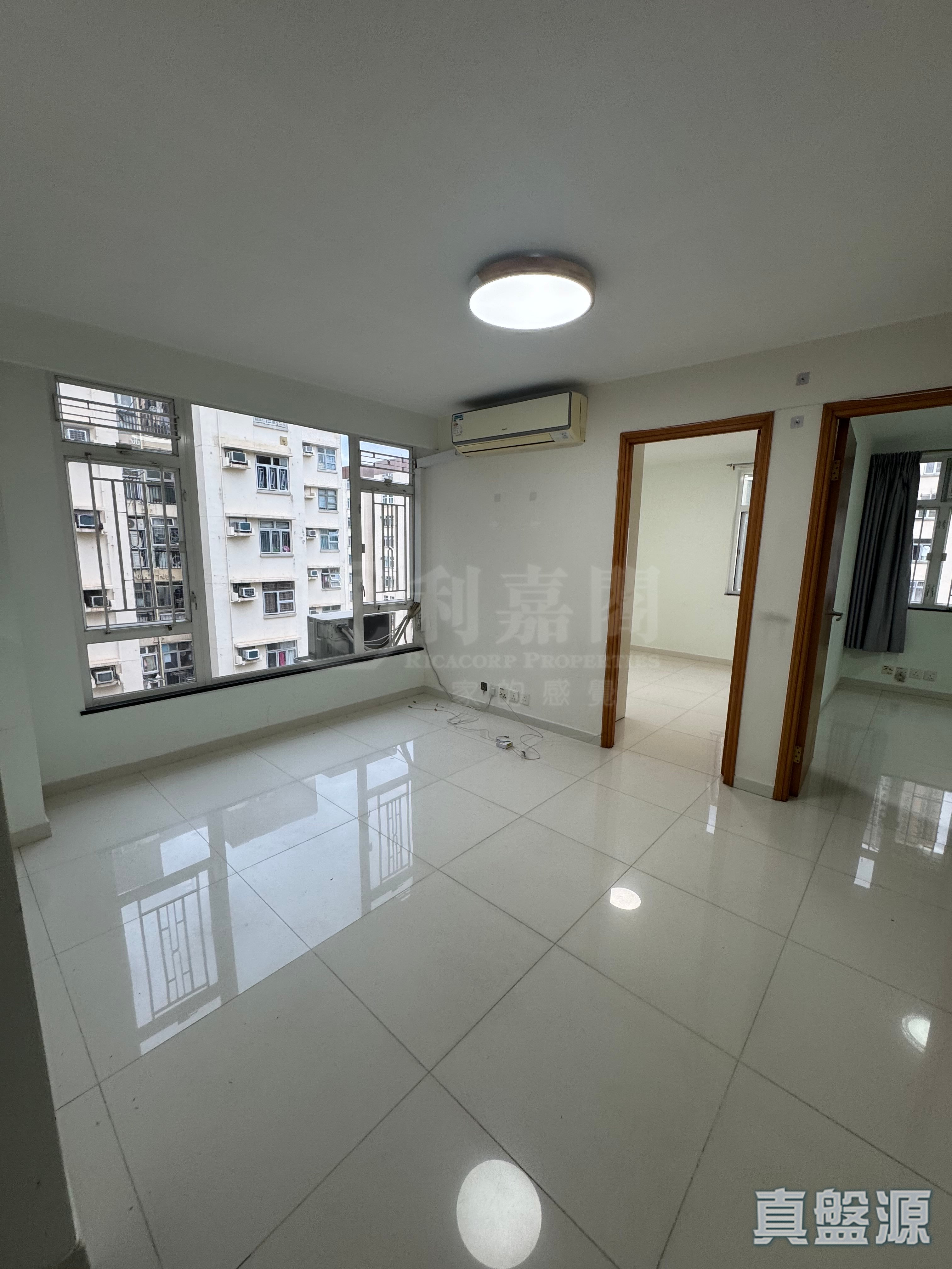 MEI FOO SUN CHUEN PHASE 3 - 6-8 Glee Path Very High Floor Zone Flat D Mei Foo/Wonderland Villas