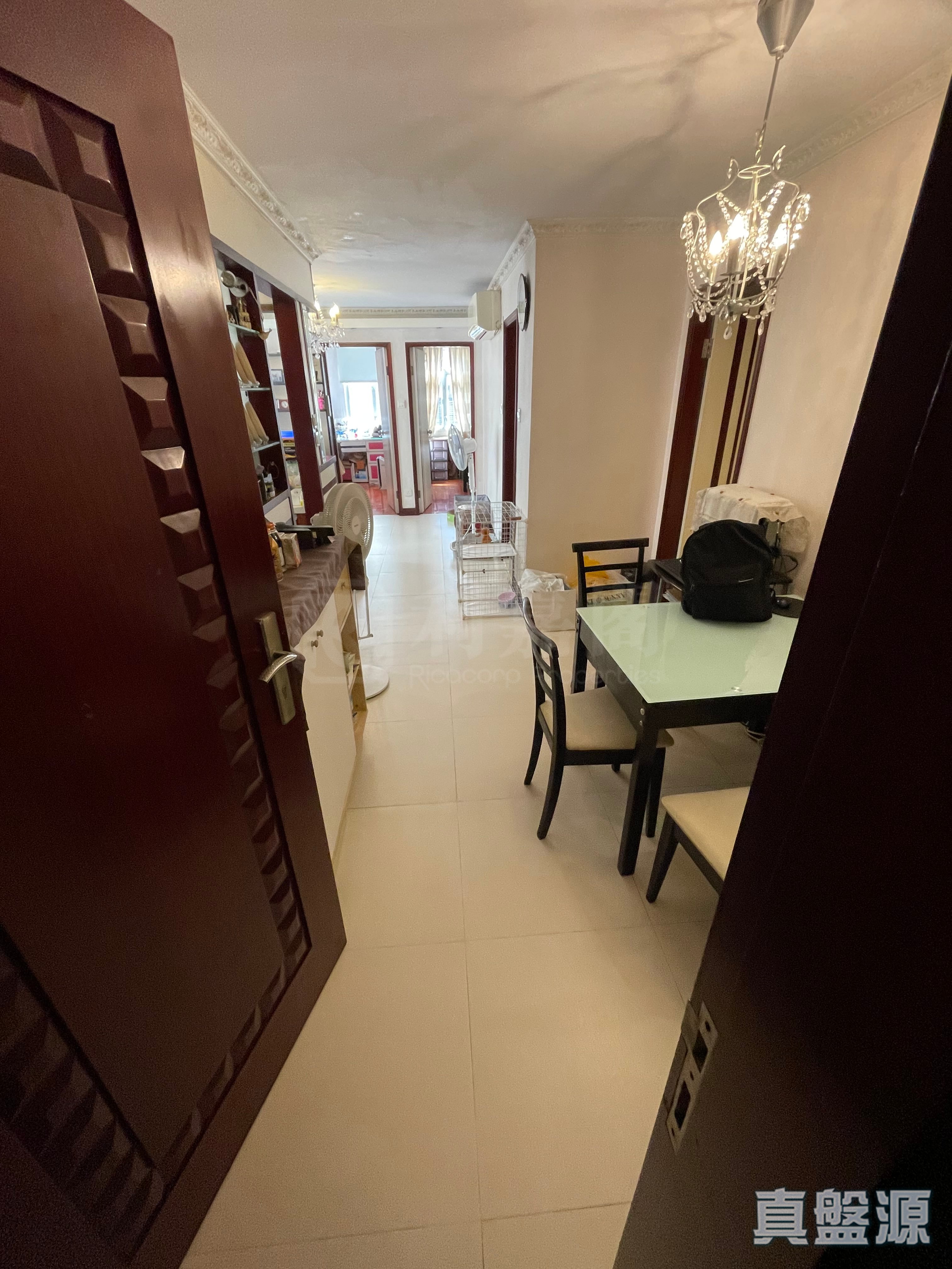 MEI FOO SUN CHUEN PHASE 3 - 57-59 Broadway Low Floor Zone Flat D Mei Foo/Wonderland Villas