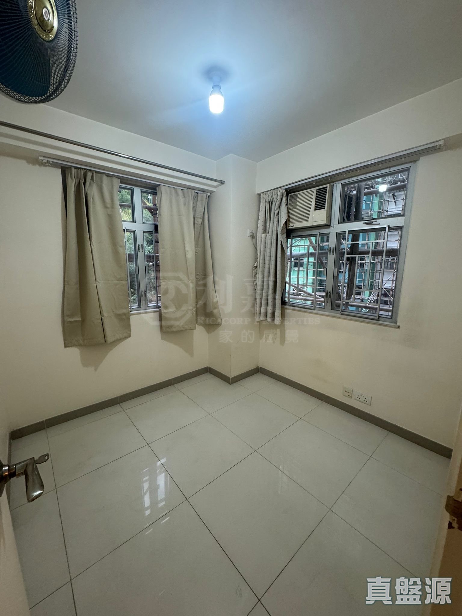 清丽苑 丽泰阁 (D座) 中层 10室 美孚/华景