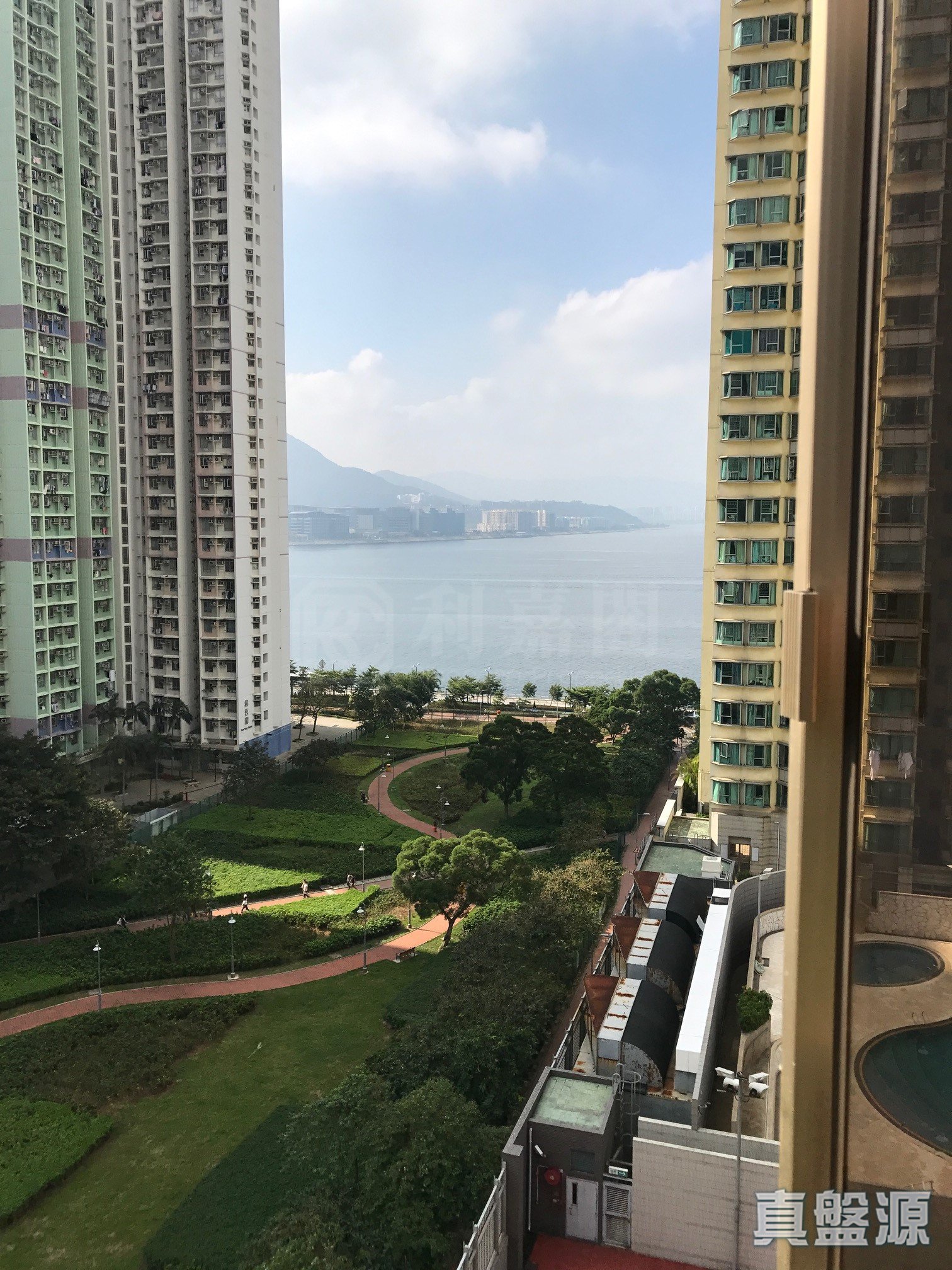 THE WATERSIDE TOWER 1 High Floor Zone Flat D Ma On Shan