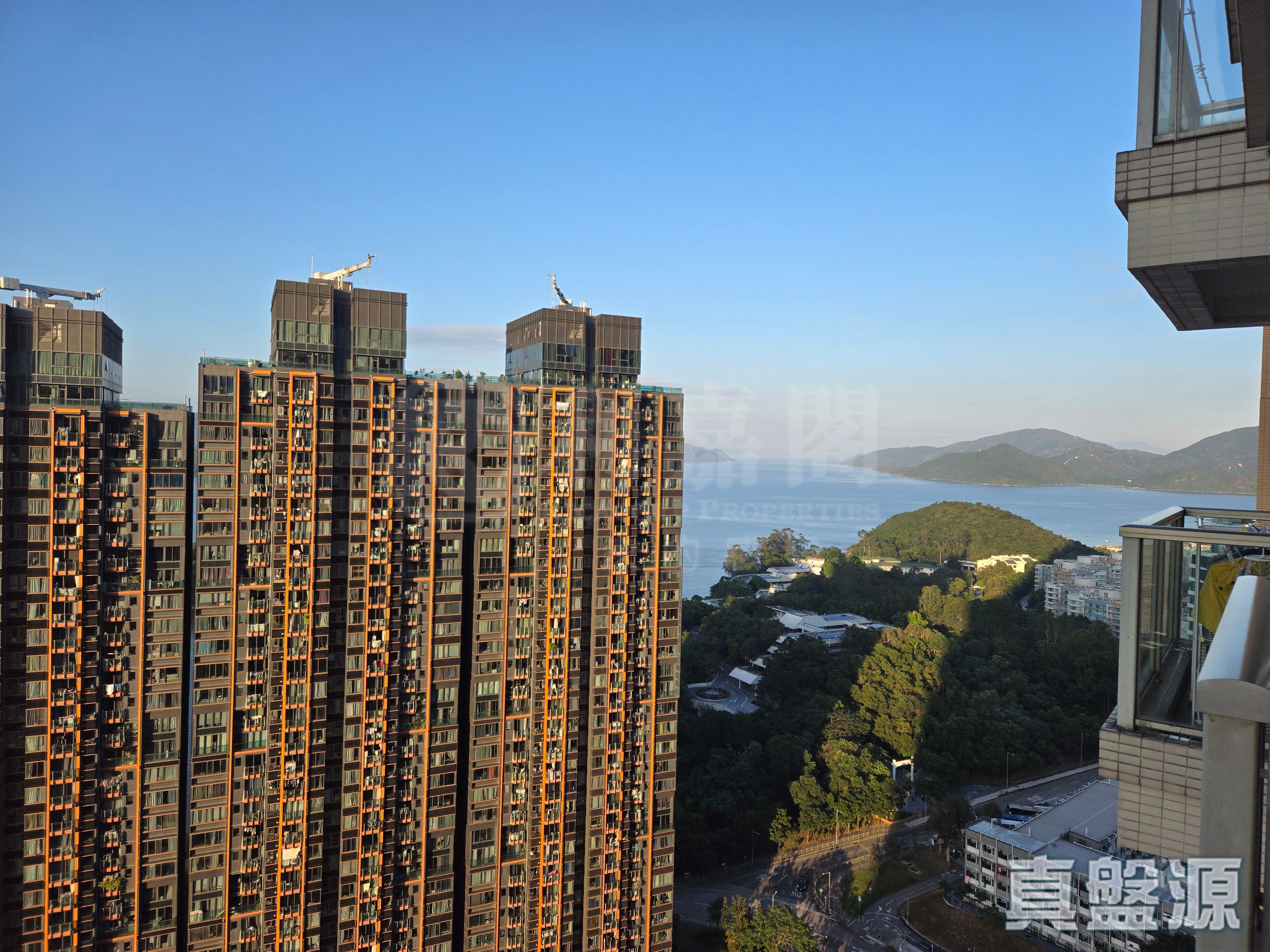 LAKE SILVER TOWER 6 High Floor Zone Flat D Ma On Shan