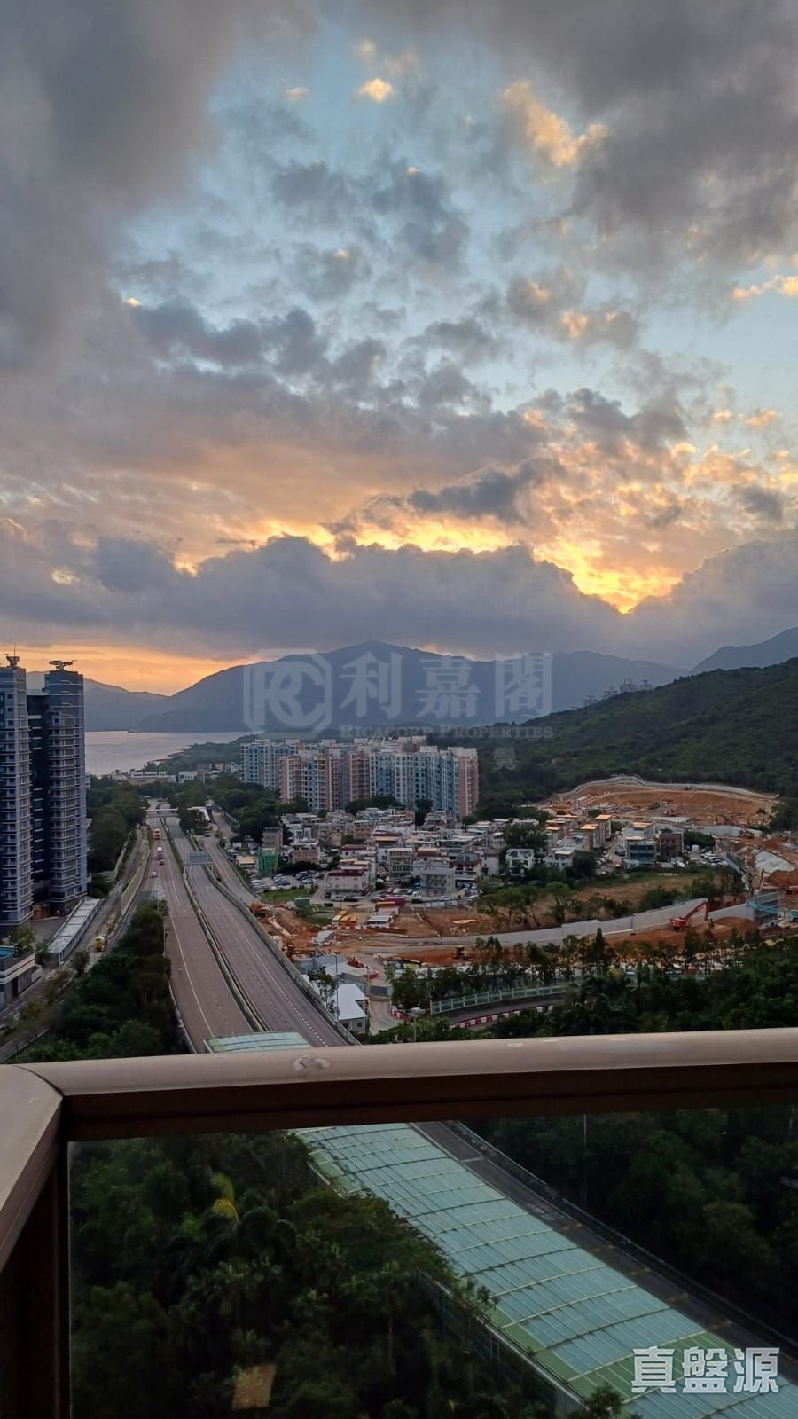 LAKE SILVER TOWER 8 Medium Floor Zone Flat A Ma On Shan