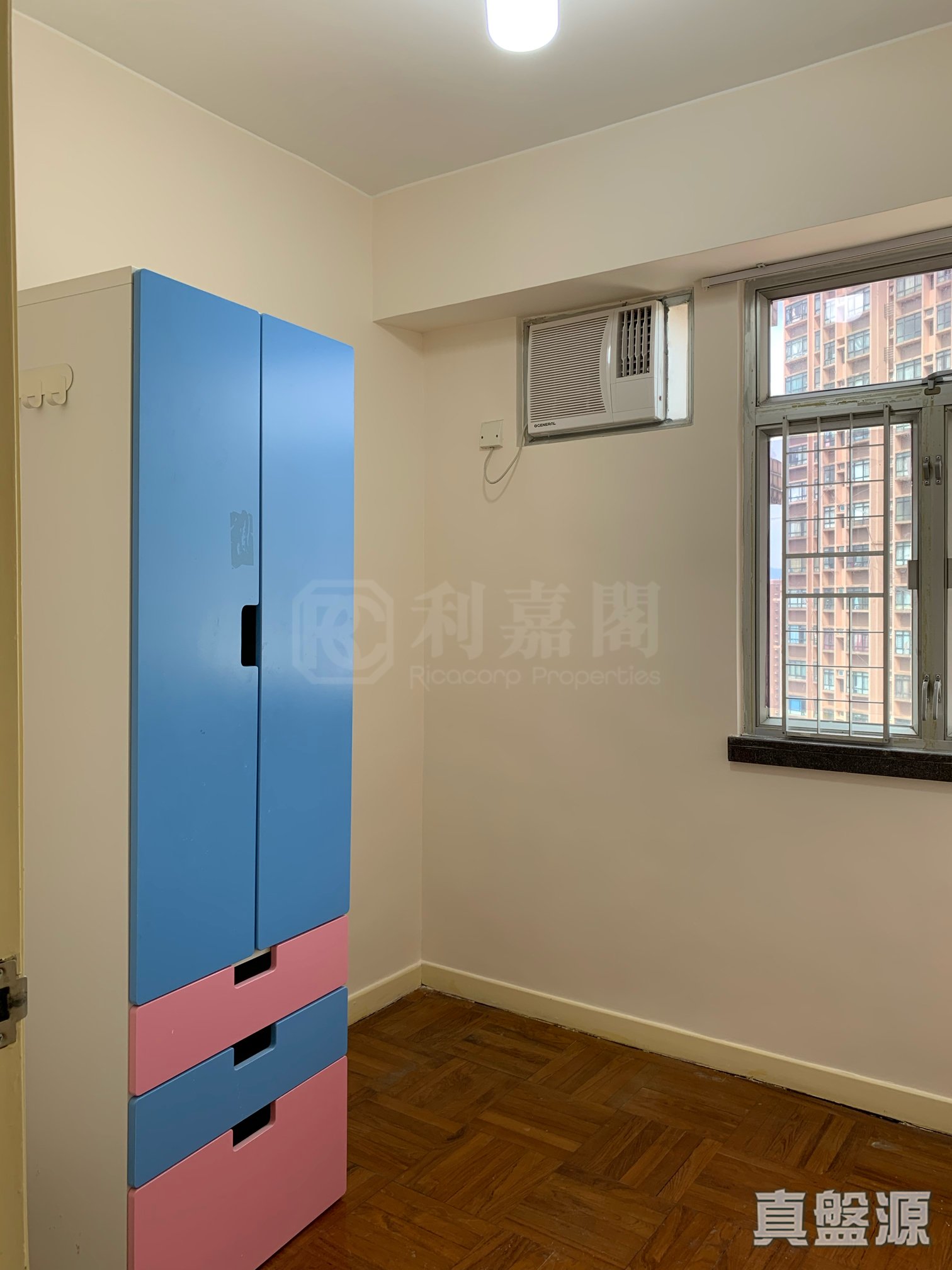 新港城 2期 D座 極高層 8室 馬鞍山