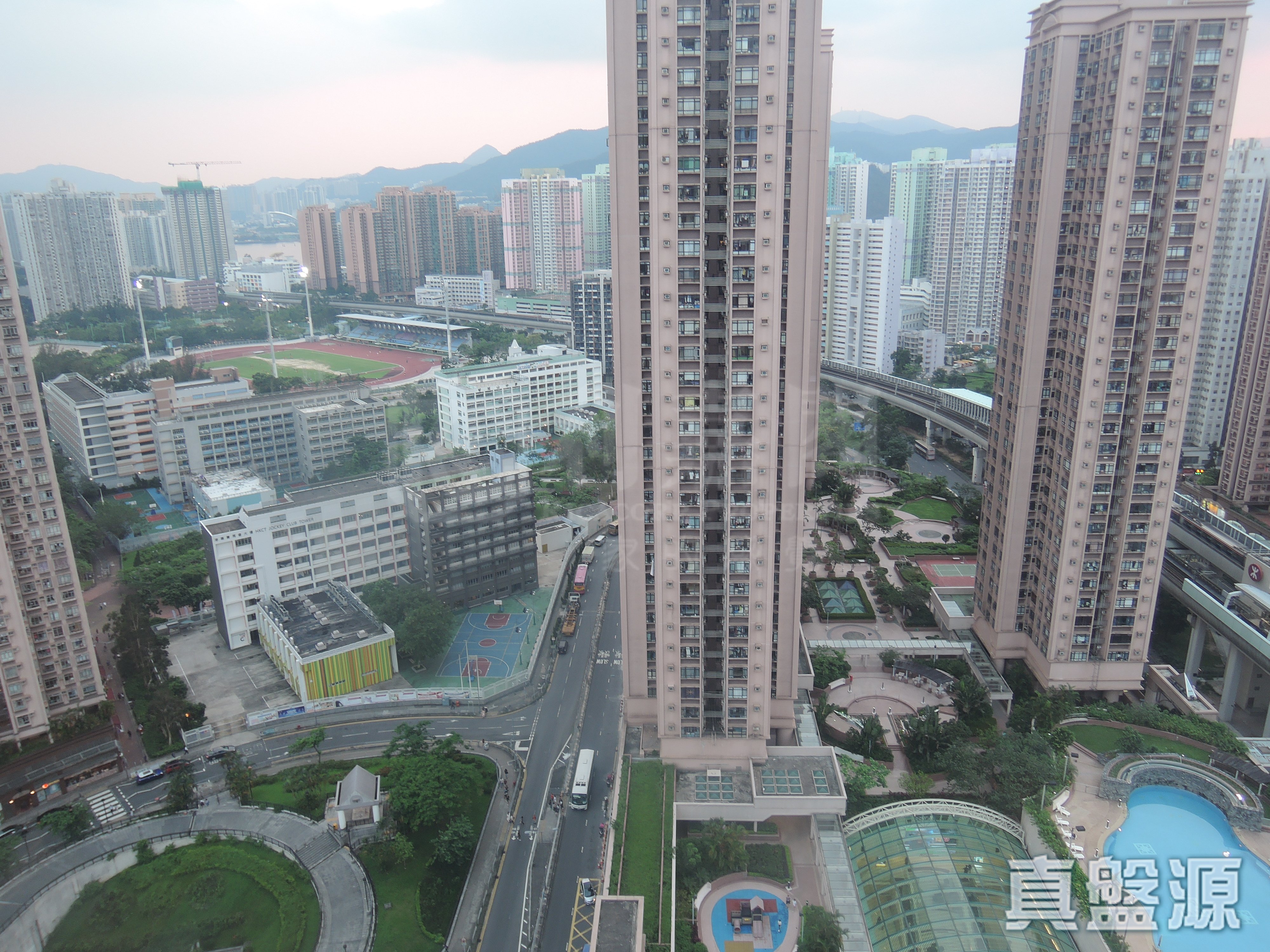 新港城 4期 F座 高层 8室 马鞍山