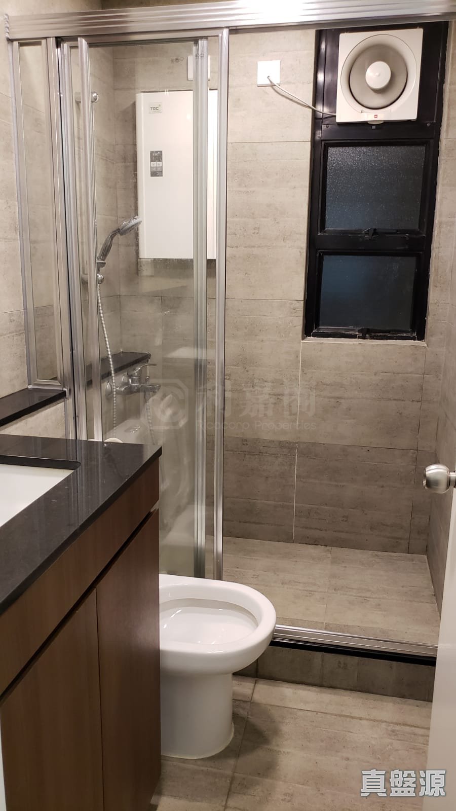 SUNSHINE CITY PHASE 4 - Block G High Floor Zone Flat 1 Ma On Shan