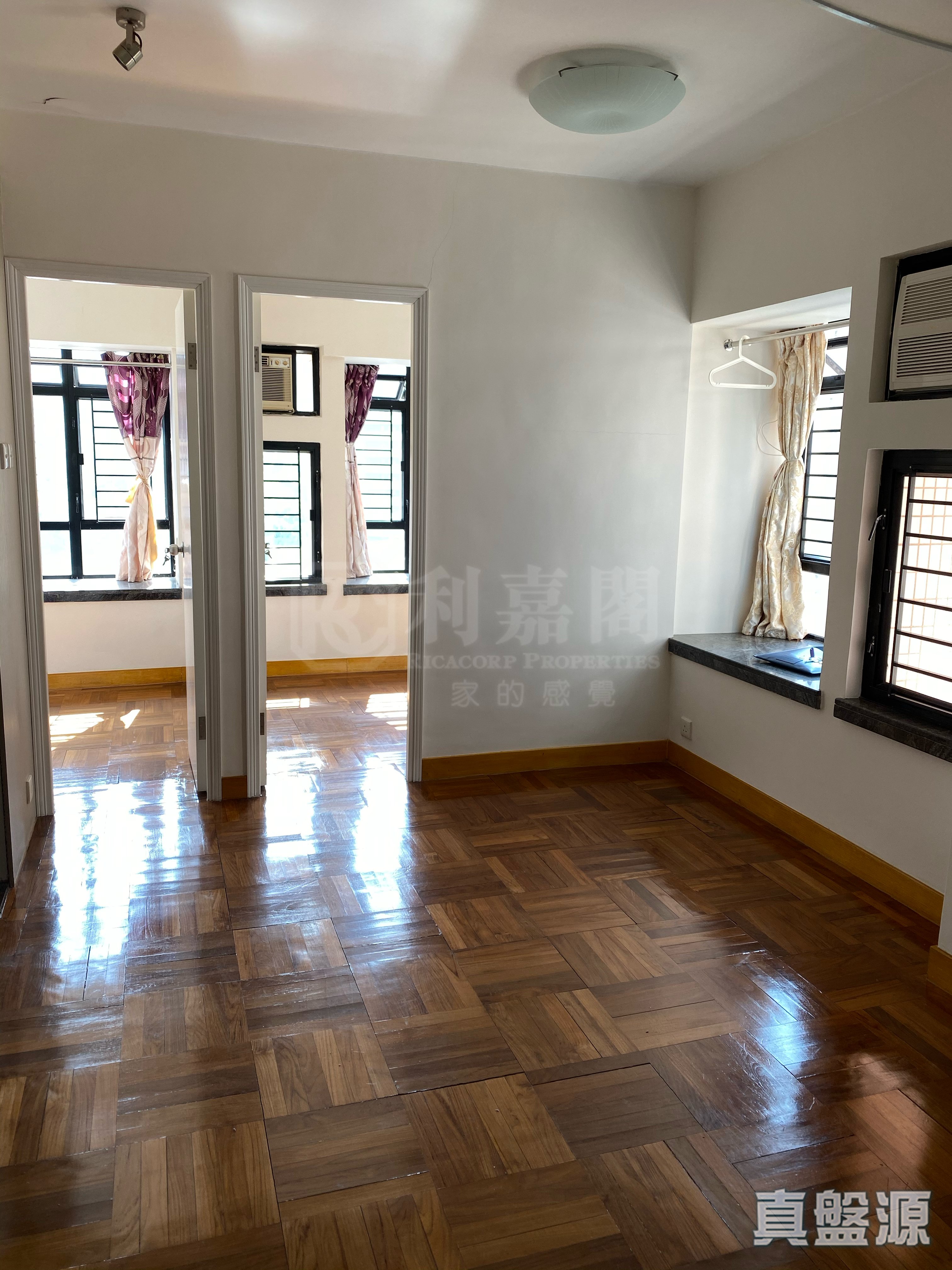 新港城 4期 G座 低层 7室 马鞍山