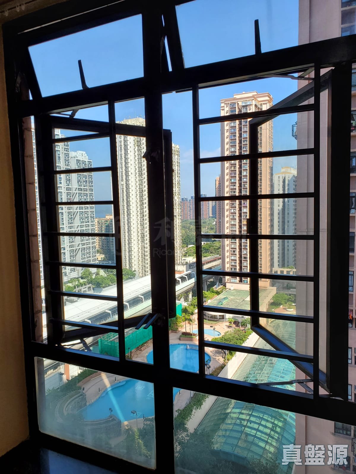 新港城 4期 J座 中层 3室 马鞍山
