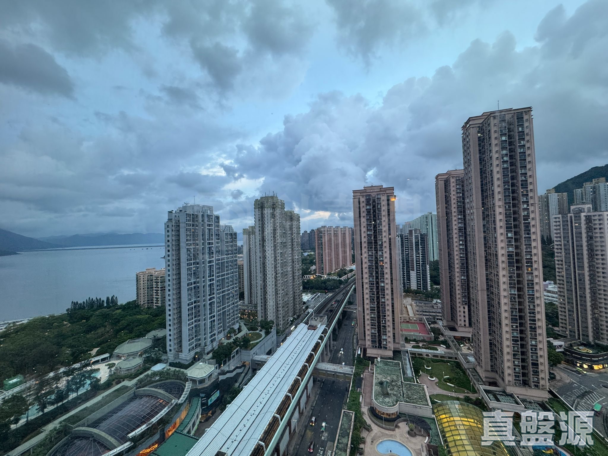 新港城 4期 M座 高层 5室 马鞍山
