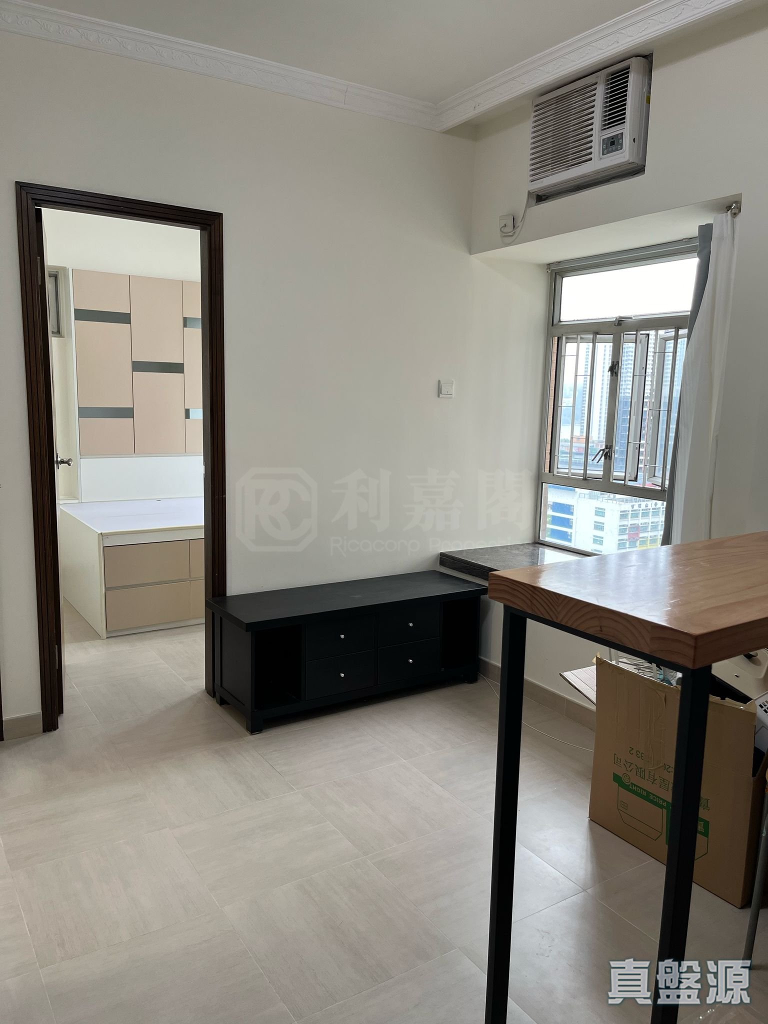 新港城 3期 N座 高層 7室 馬鞍山