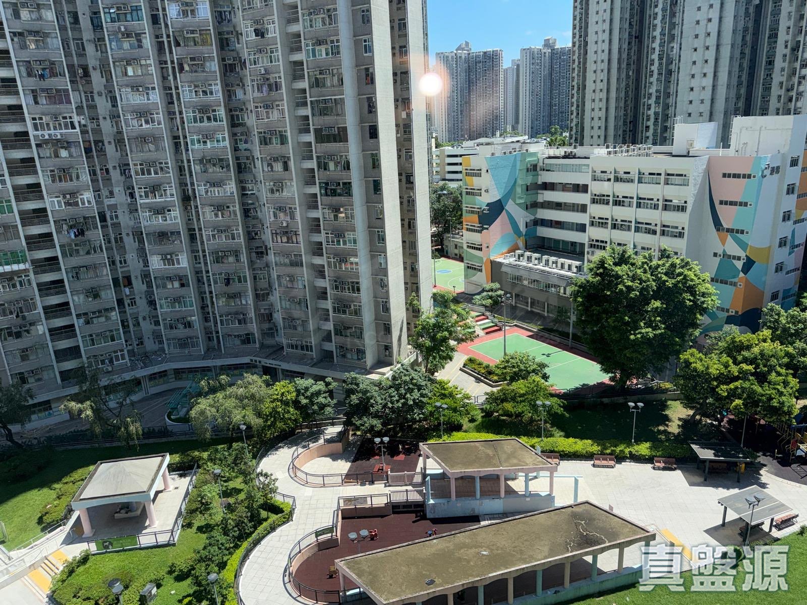 新港城 3期 R座 中层 6室 马鞍山