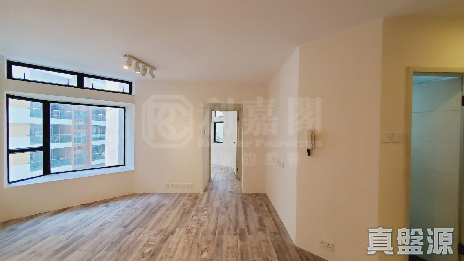 豫苑 2座 低層 E室 西半山