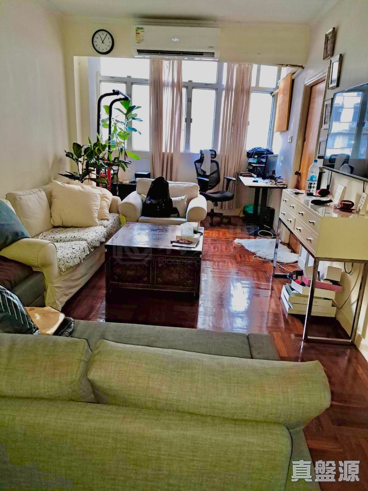 HING WAH MANSION Medium Floor Zone Flat M3 Mid-Levels West