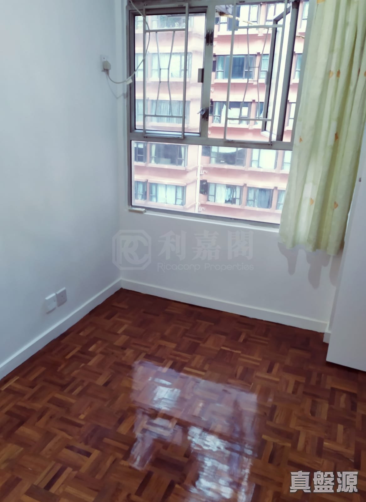 MIDLAND COURT High Floor Zone Flat D Mid-Levels West