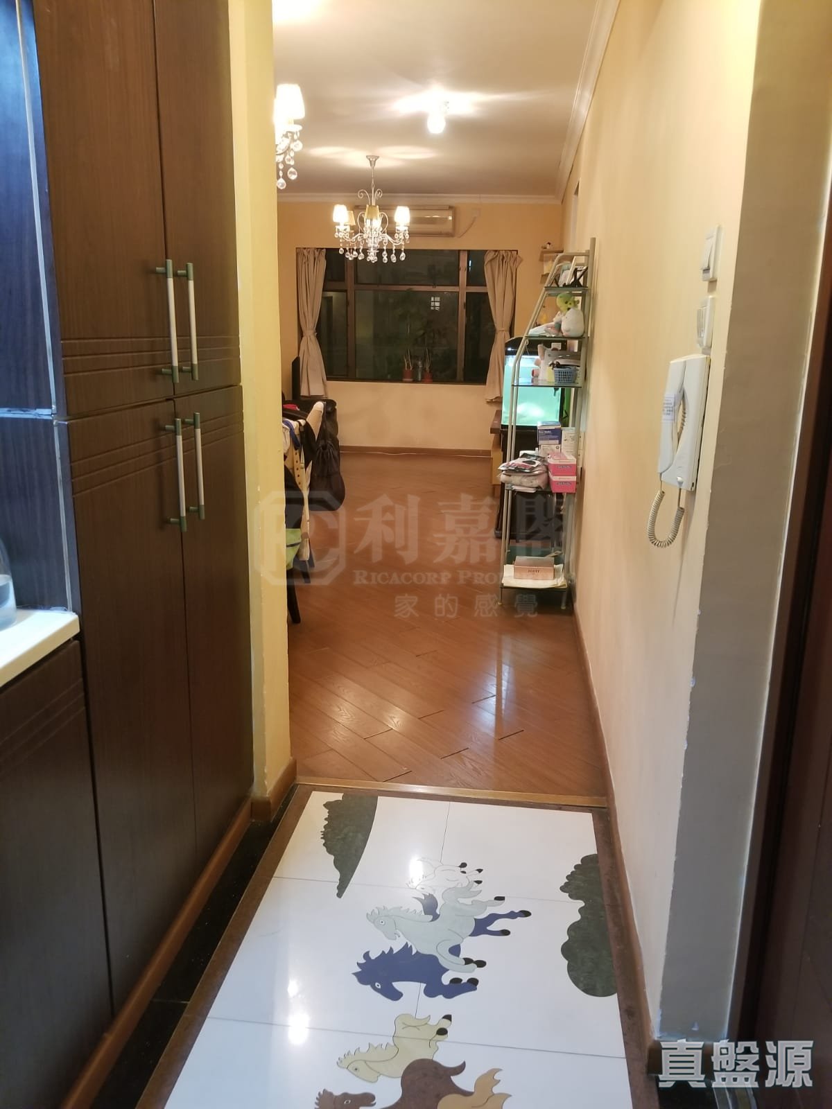 宝威阁 B座 中层 3室 西半山