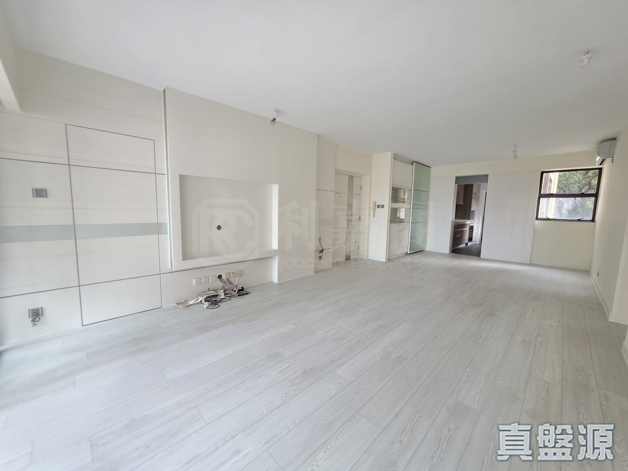 福苑 2座 低层 A室 西半山