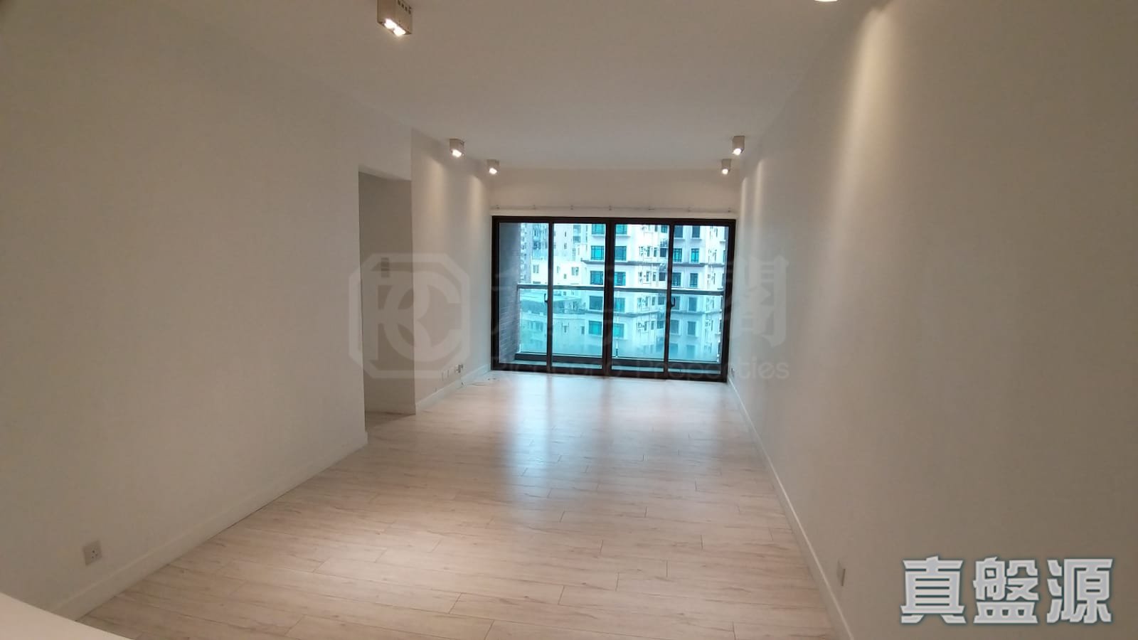 SEYMOUR PLACE Low Floor Zone Flat B Mid-Levels West