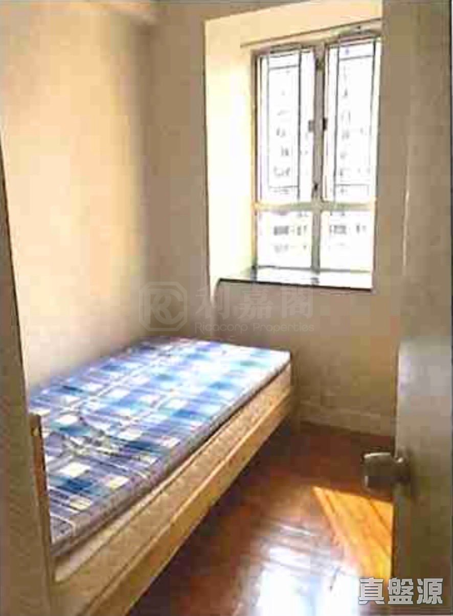 WAH FAI COURT High Floor Zone Flat B Mid-Levels West
