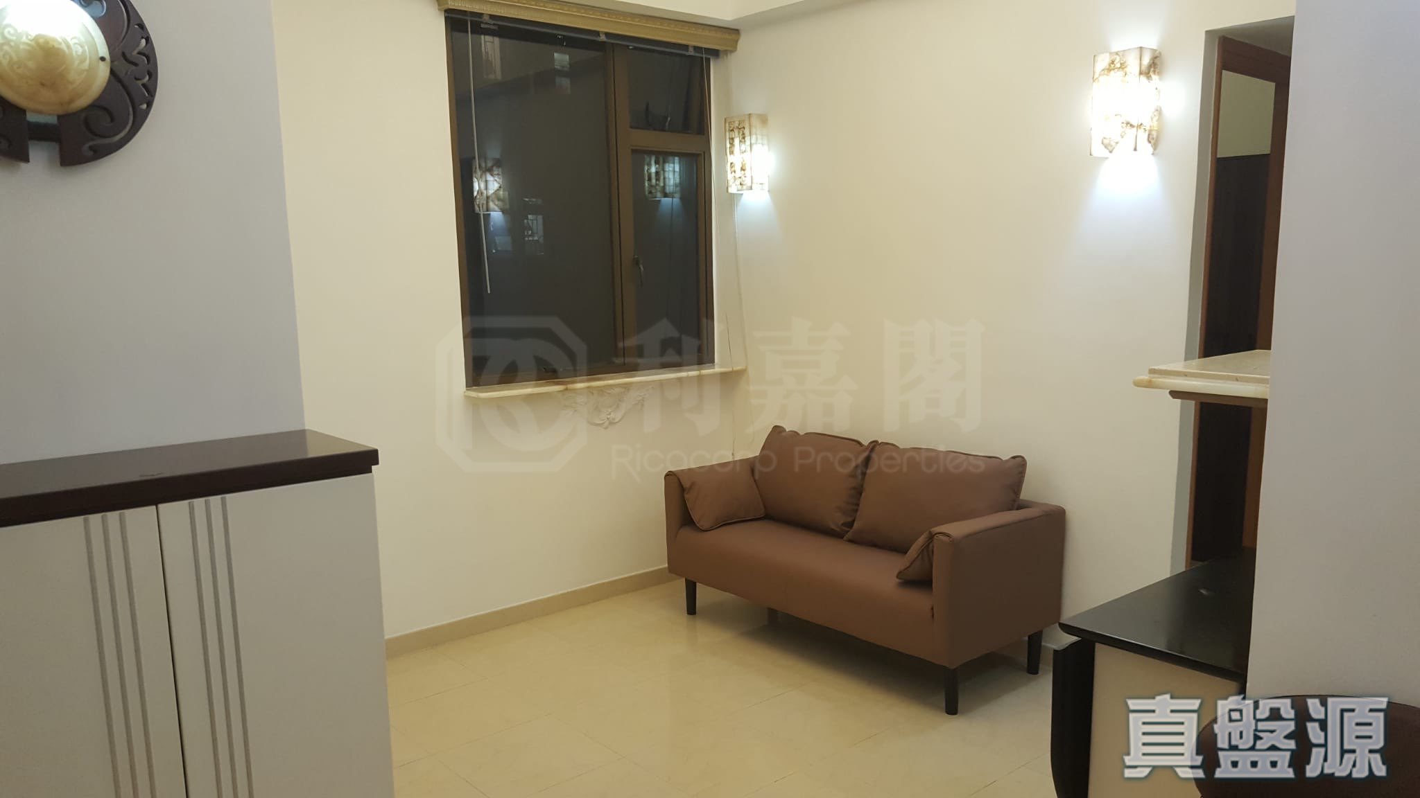 SMITHFIELD COURT BLOCK 2 Low Floor Zone Flat B Central/Sheung Wan/Western District