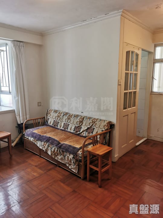 SMITHFIELD TERRACE BLOCK C High Floor Zone Flat C5 Central/Sheung Wan/Western District