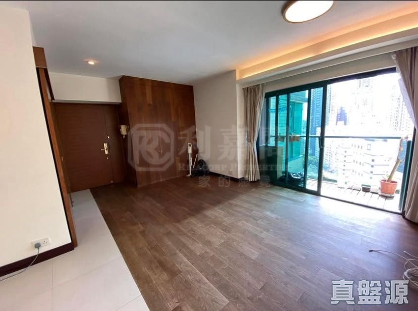UNIVERSITY HEIGHTS TOWER 2 Low Floor Zone Flat E Central/Sheung Wan/Western District