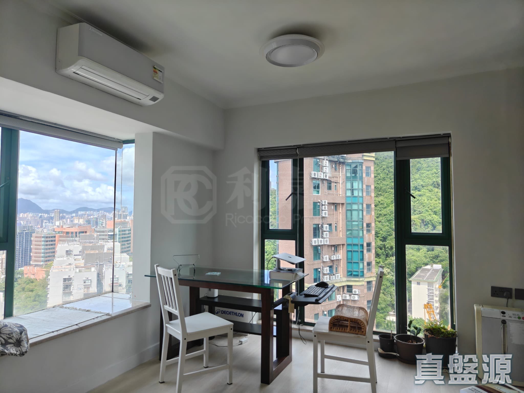 UNIVERSITY HEIGHTS TOWER 1 Very High Floor Zone Flat F Central/Sheung Wan/Western District