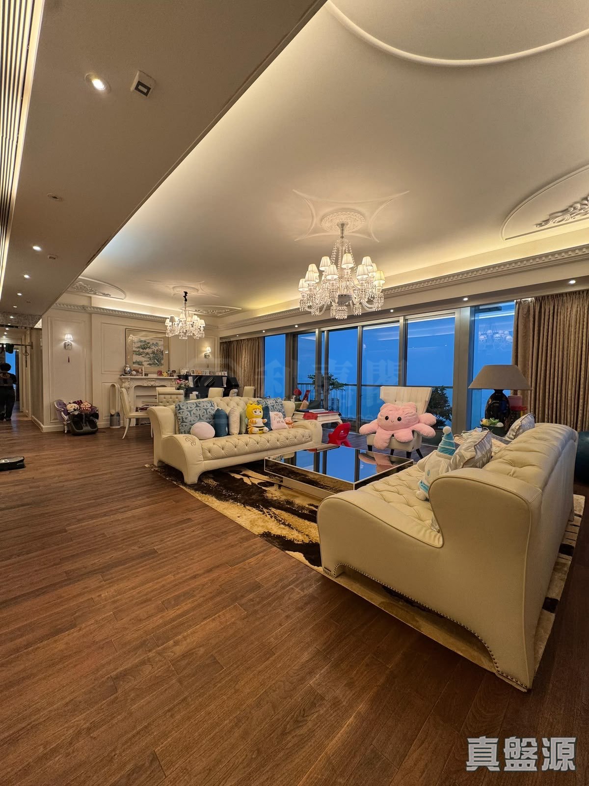 39 CONDUIT ROAD High Floor Zone Flat B Mid-Levels West