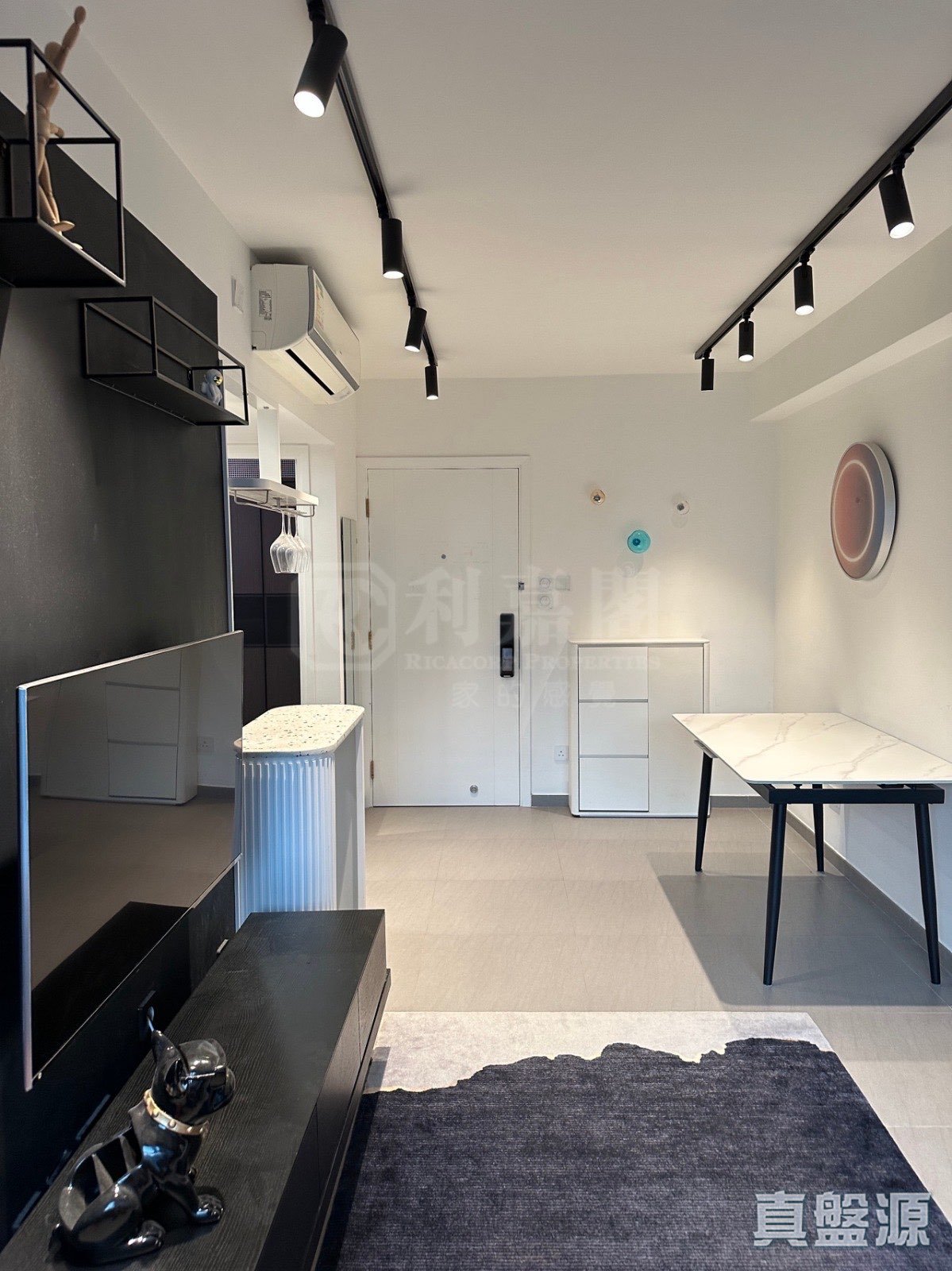 QUEEN'S TERRACE TOWER 1 High Floor Zone Flat J Central/Sheung Wan/Western District