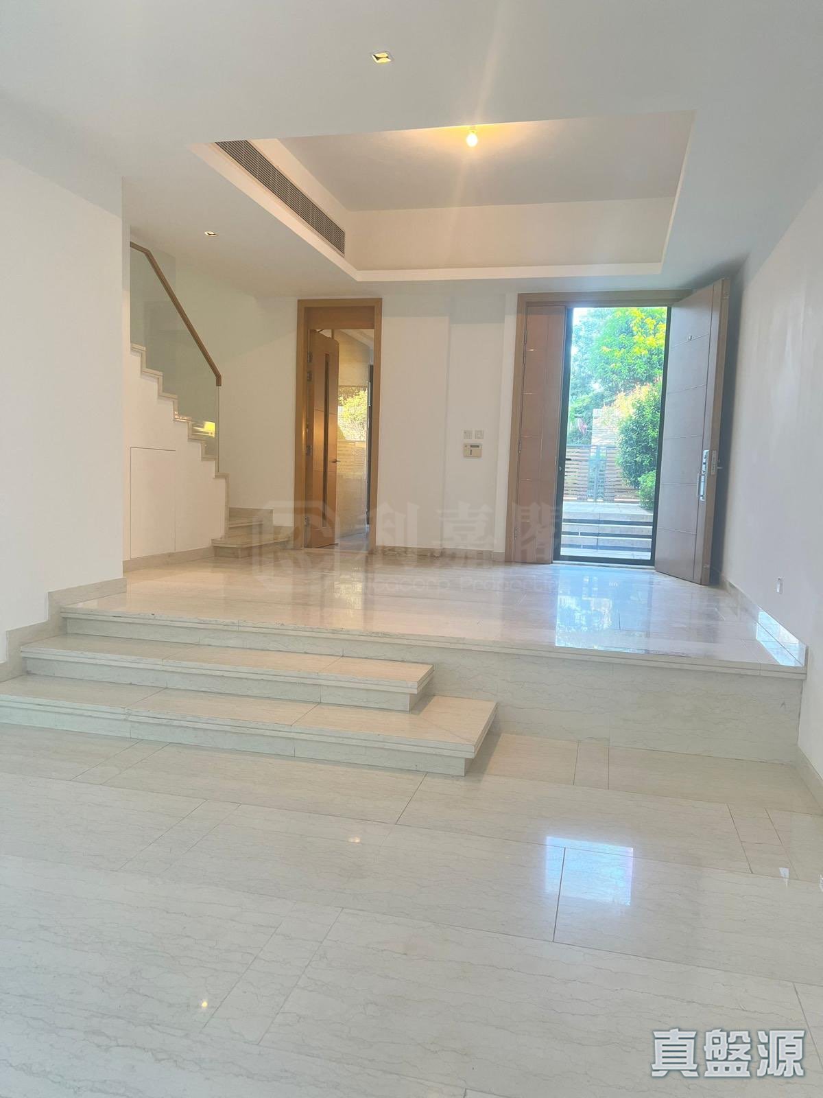 VALAIS Sheung Shui/Fanling/Kwu Tung