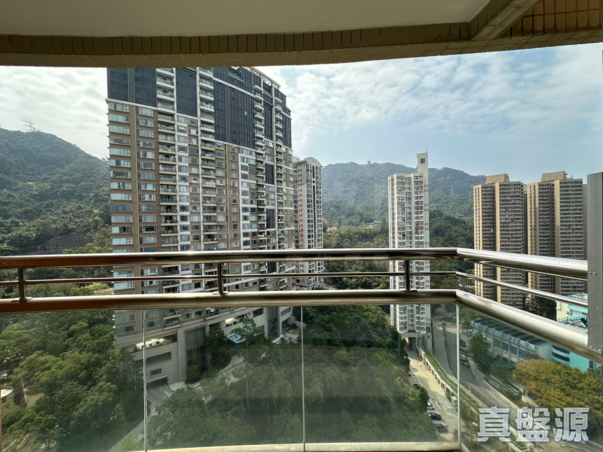 PARC ROYALE TOWER 2 Very High Floor Zone Flat B Tai Wai