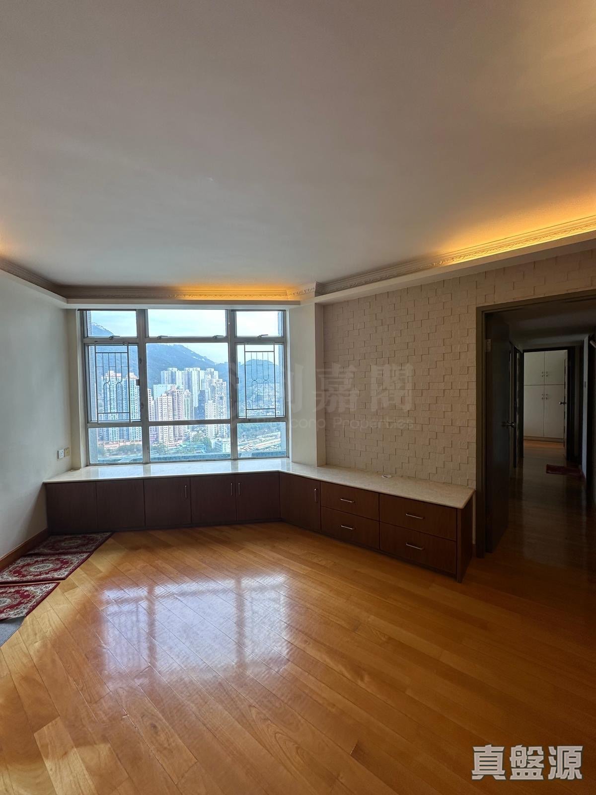 SOUTH HORIZONS PHASE 1 - Hoi Yat Court (block 6) Very High Floor Zone Flat D South Horizons