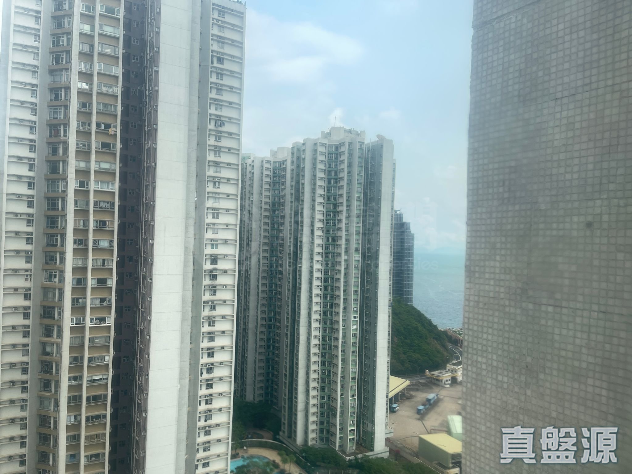 SOUTH HORIZONS PHASE 2 - Yee Tsui Court (block 16) High Floor Zone Flat D South Horizons