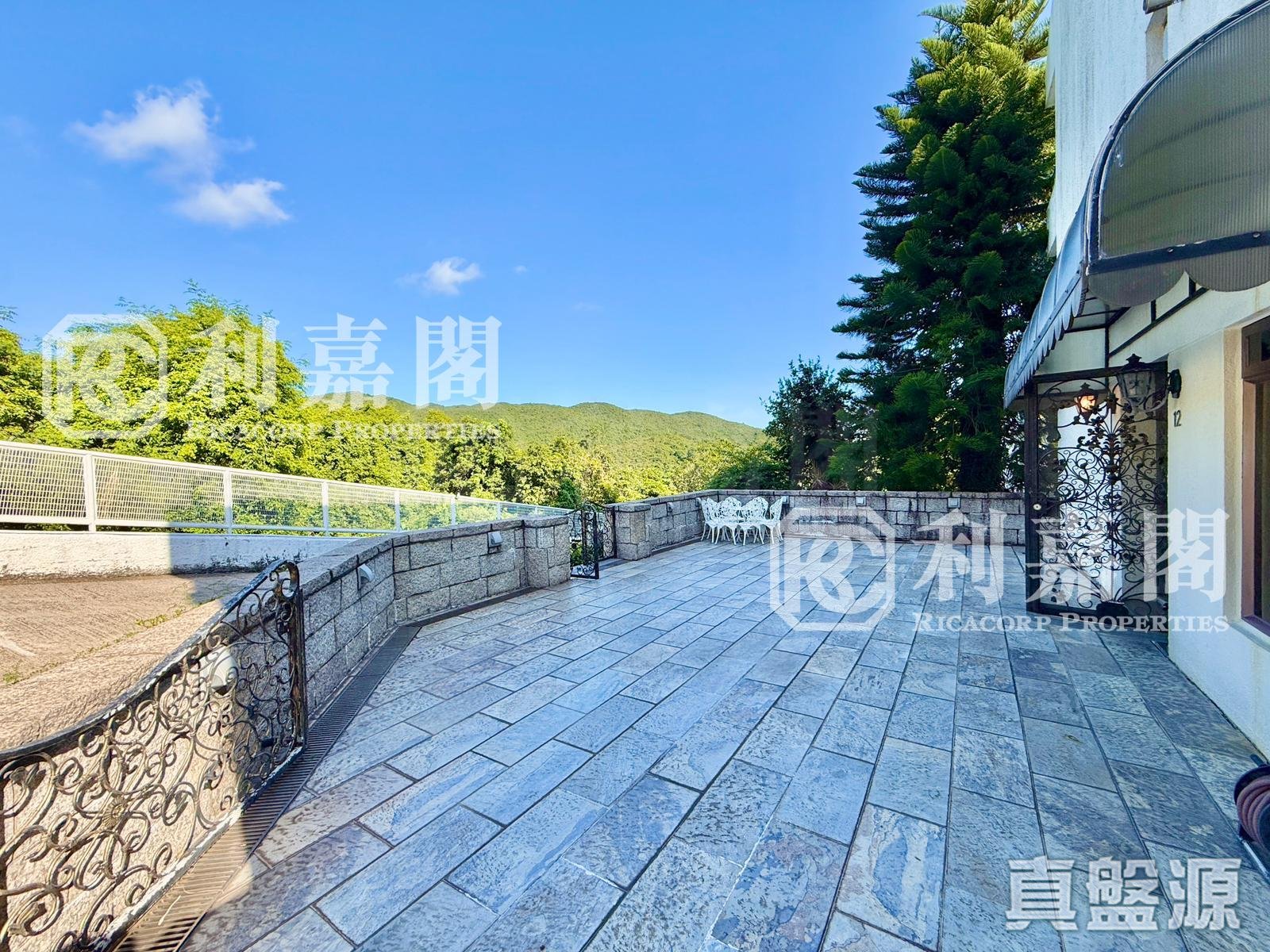 CLOVER LODGE Sai Kung/Clear Water Bay