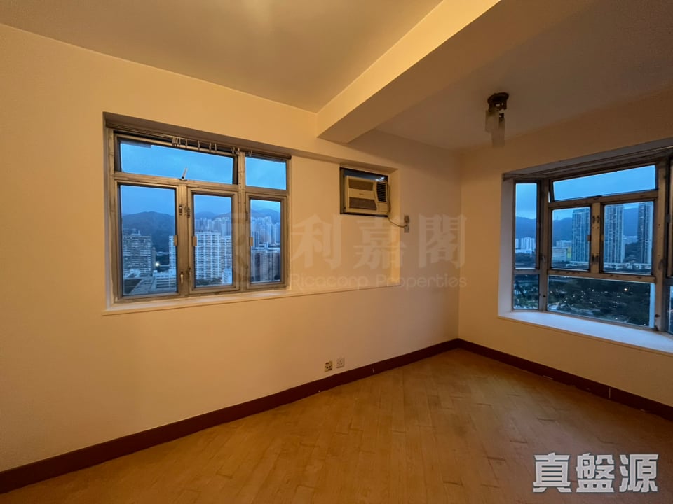 沙田中心 海宁大厦 (B座) 高层 E室 沙田/火炭/九肚山