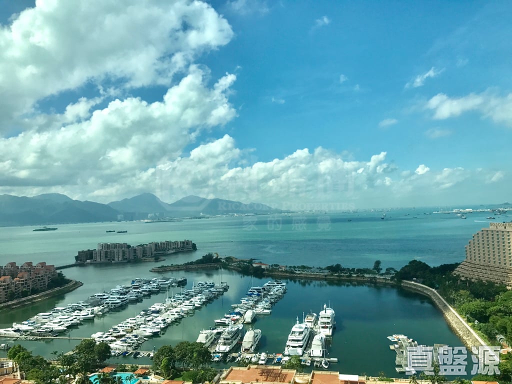 AEGEAN COAST TOWER 2 High Floor Zone Flat C Sham Tseng/Castle Peak Road