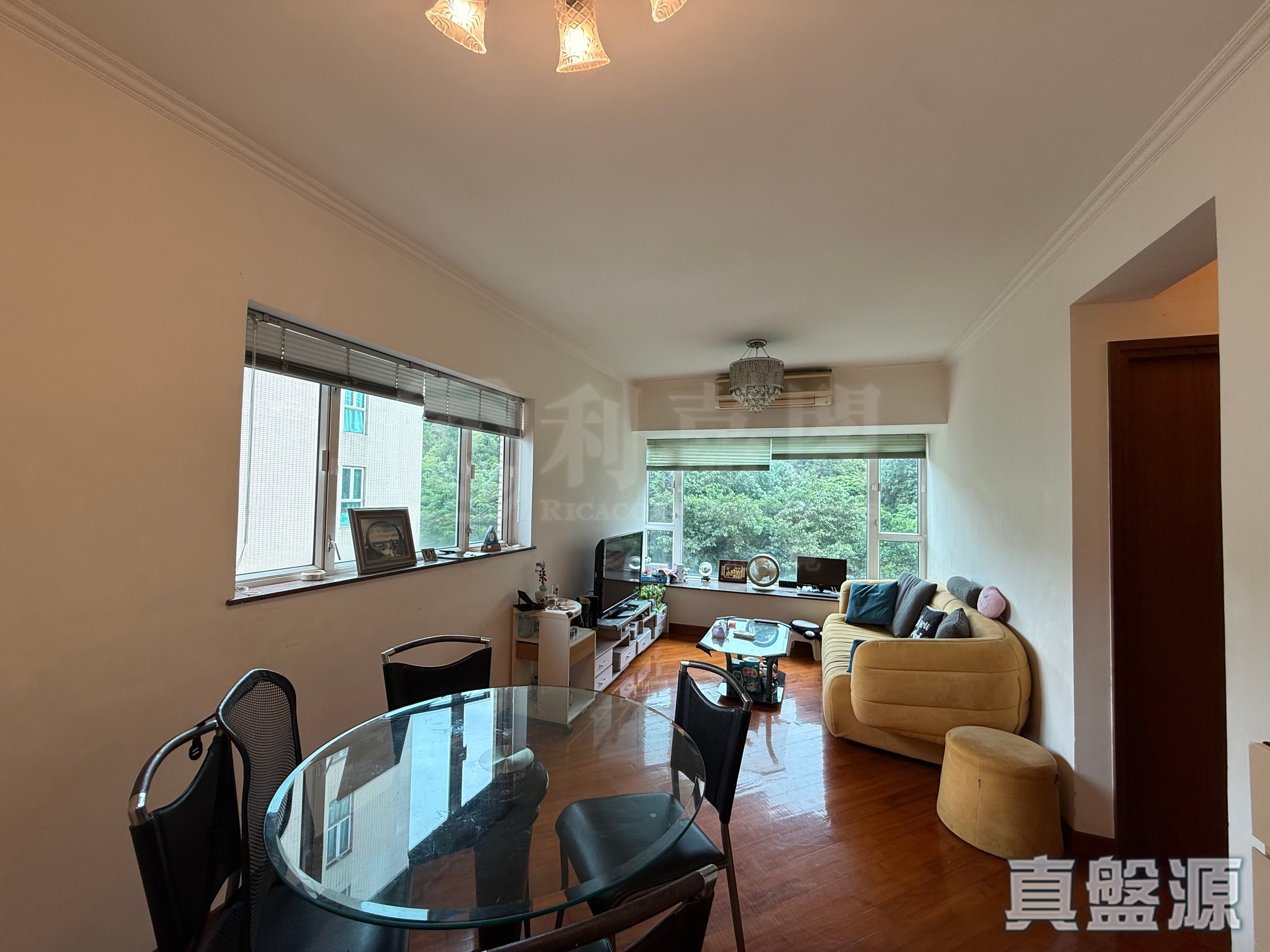 PALM COVE BLOCK 1 Medium Floor Zone Flat D Sham Tseng/Castle Peak Road