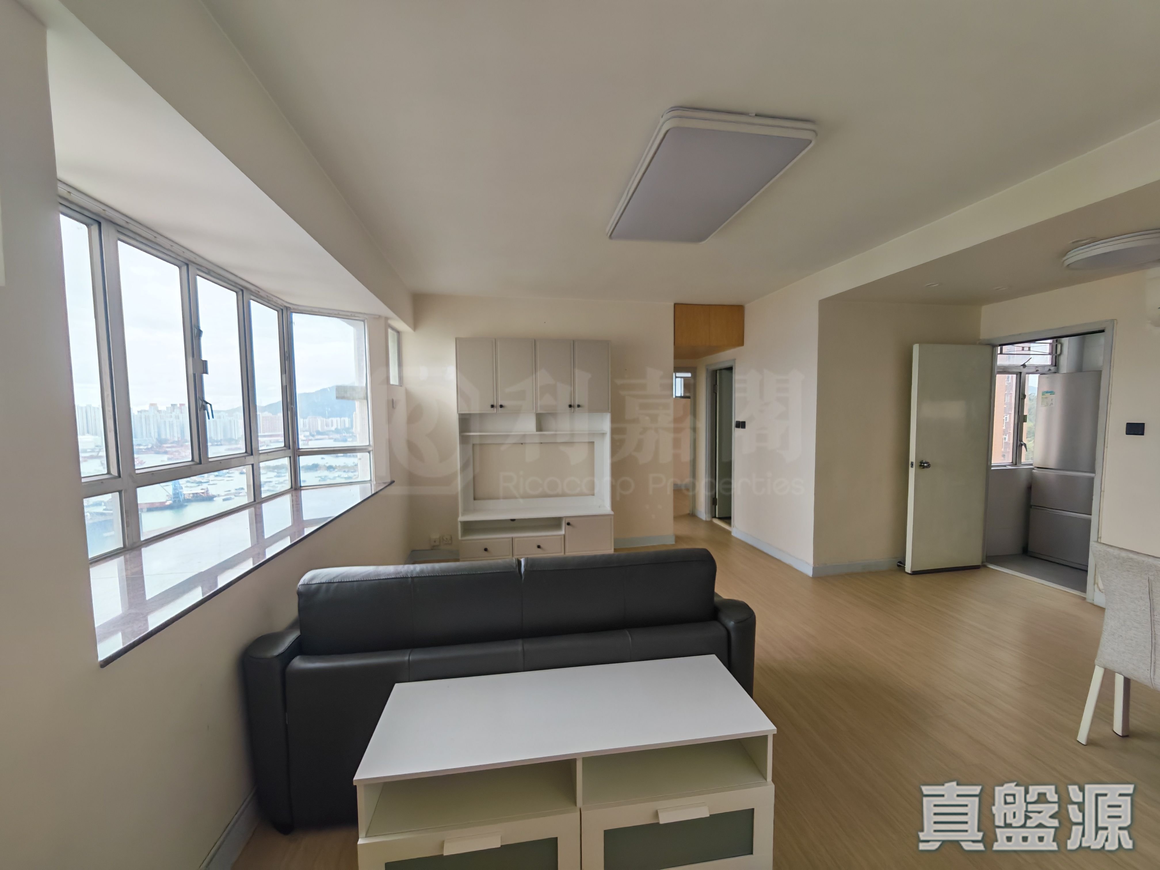 SEAVIEW GARDEN BLOCK 1 High Floor Zone Flat C Sham Tseng/Castle Peak Road
