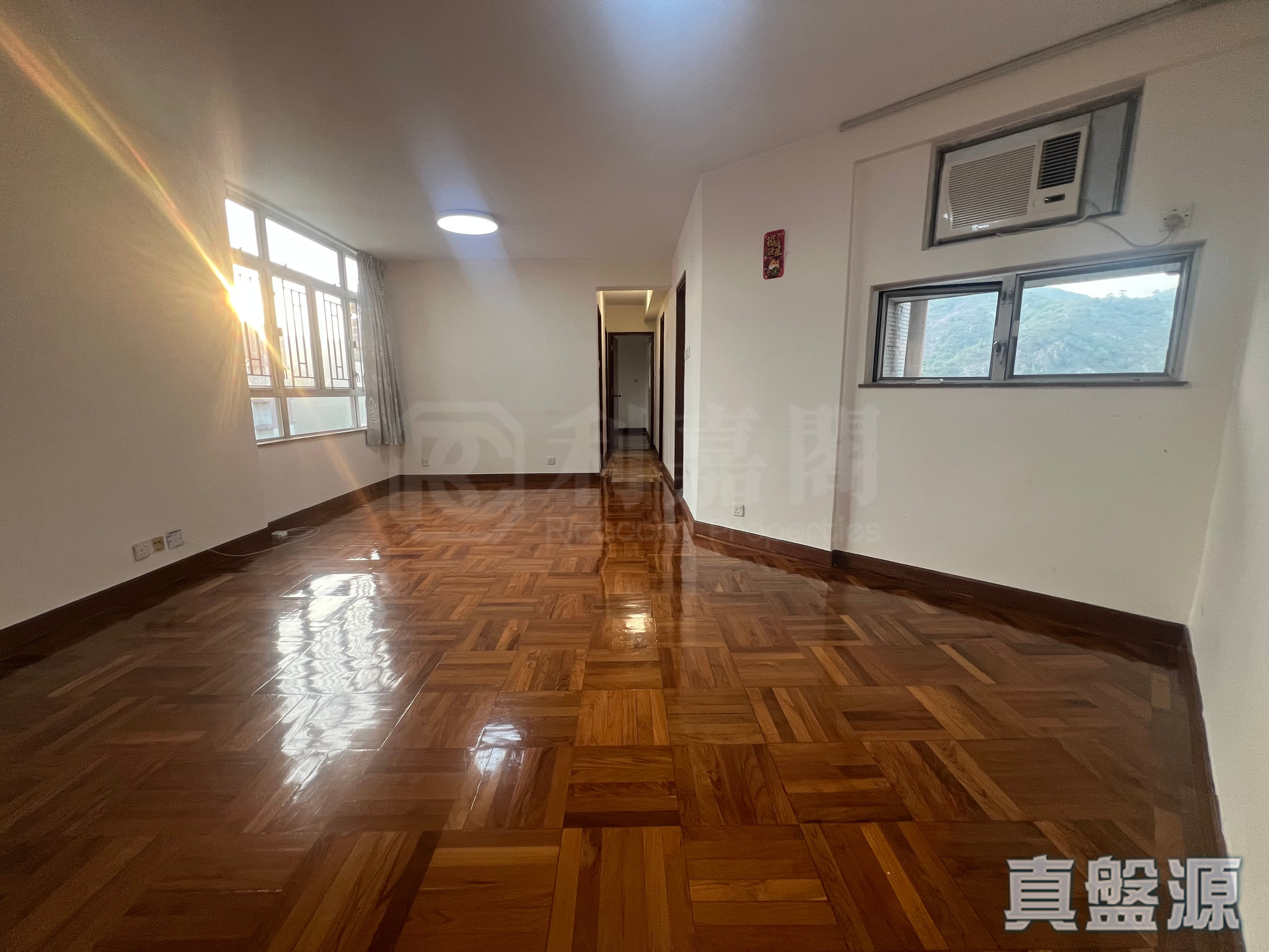 RHINE GARDEN BLOCK 2 Very High Floor Zone Flat F Sham Tseng/Castle Peak Road