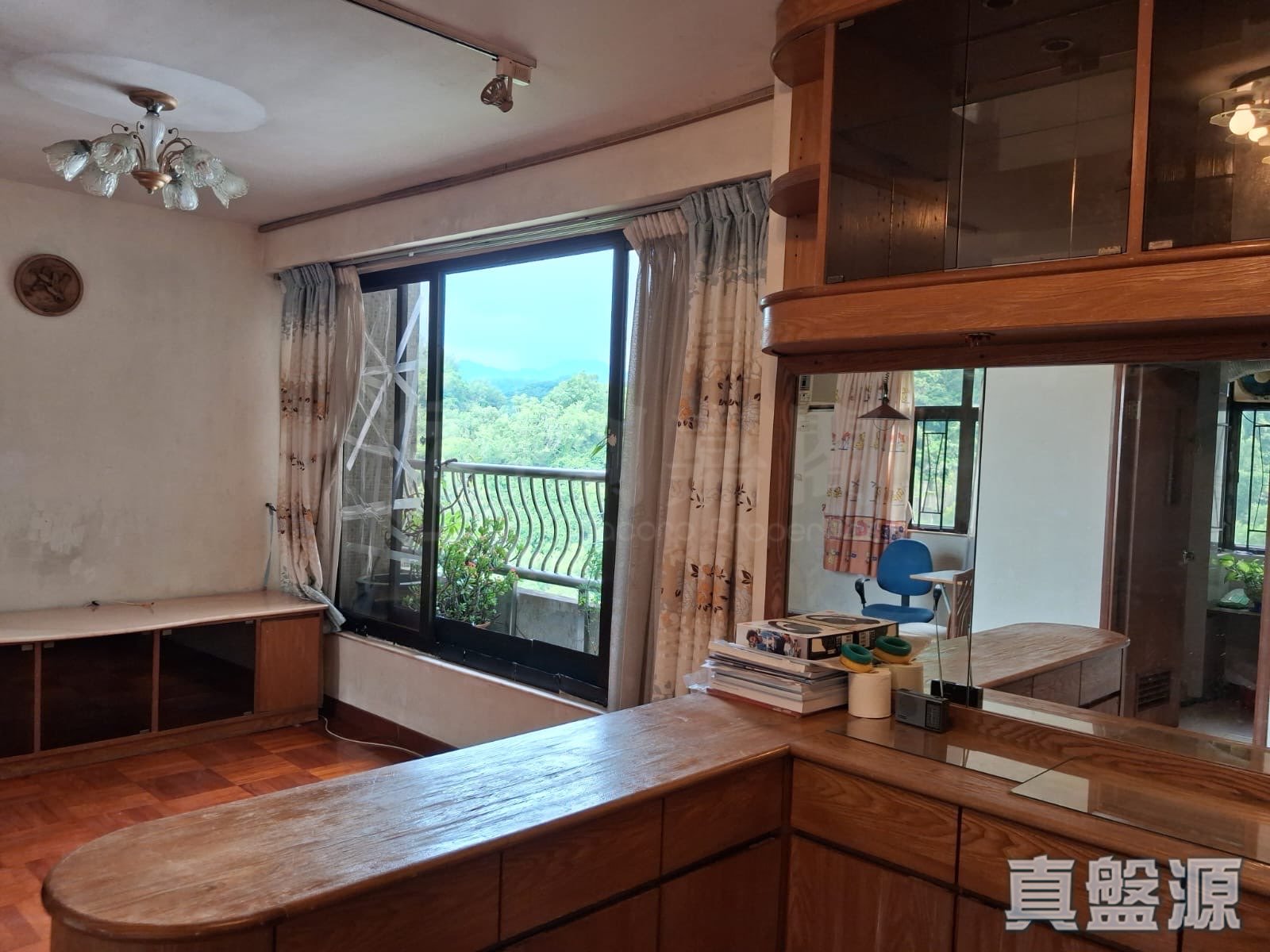 HONG KONG GARDEN PHASE 2 - Fontana Heights (block 10) Very High Floor Zone Flat D Sham Tseng/Castle Peak Road