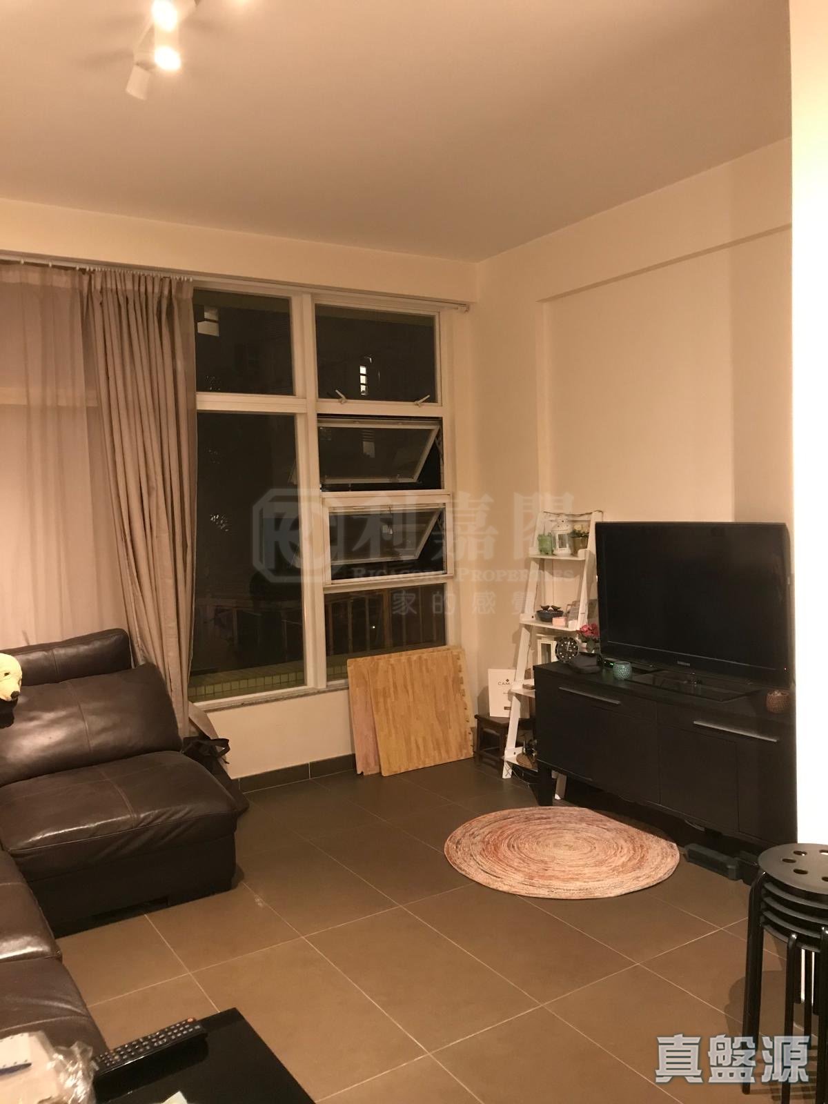 THE HILLGROVE BANYAN I Low Floor Zone Sham Tseng/Castle Peak Road