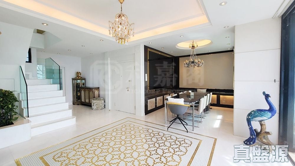 37 REPULSE BAY ROAD TOWER 3 High Floor Zone Flat B Peak/Island South