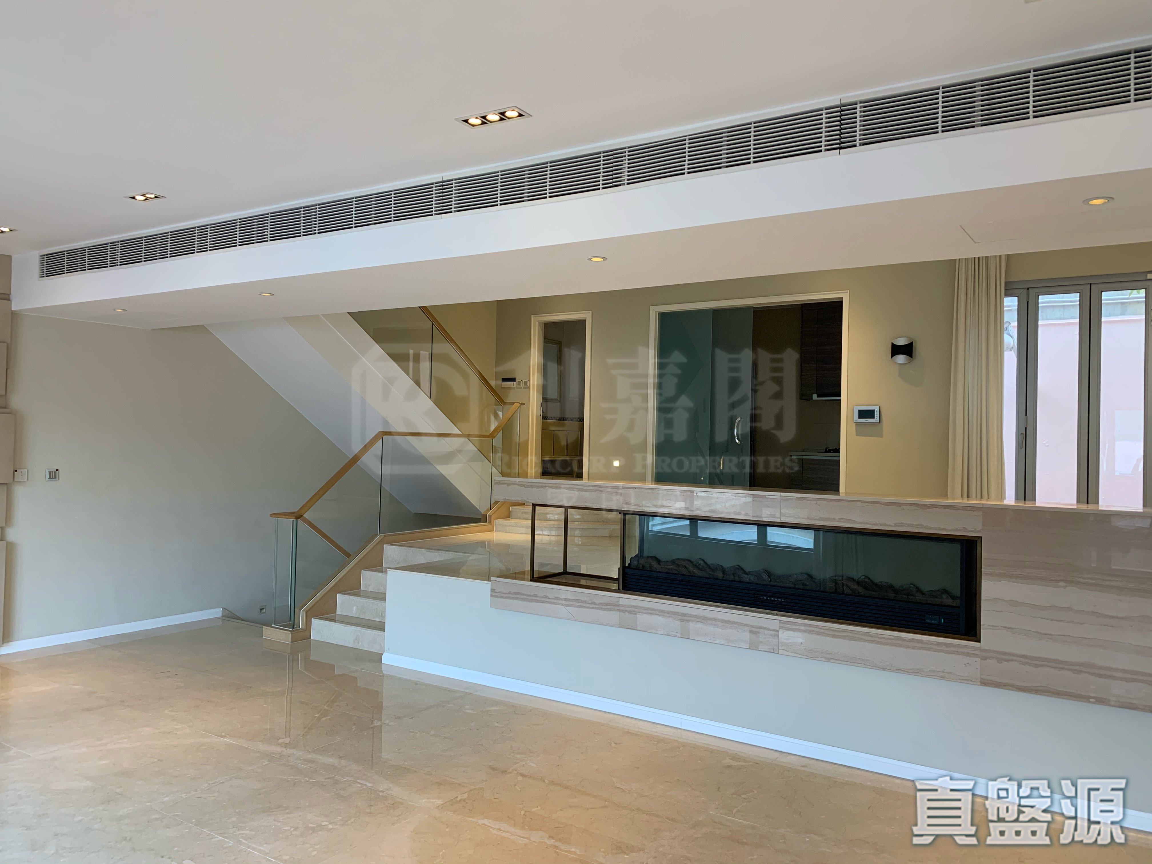 THE REDHILL PENINSULA SITE B Peak/Island South