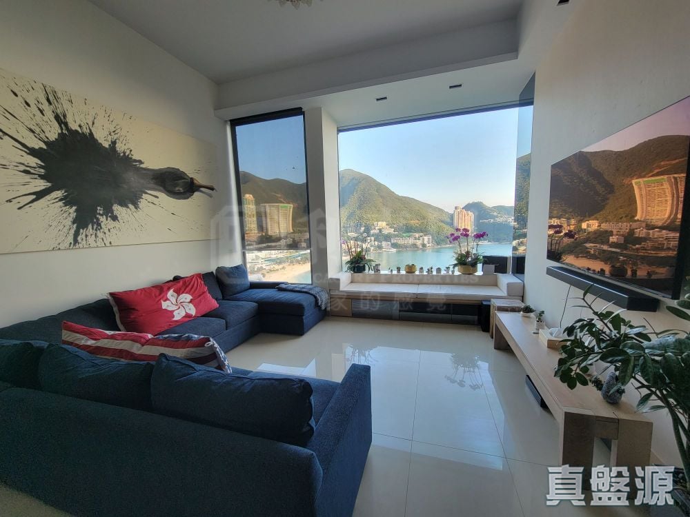 THE BEACHFRONT Peak/Island South