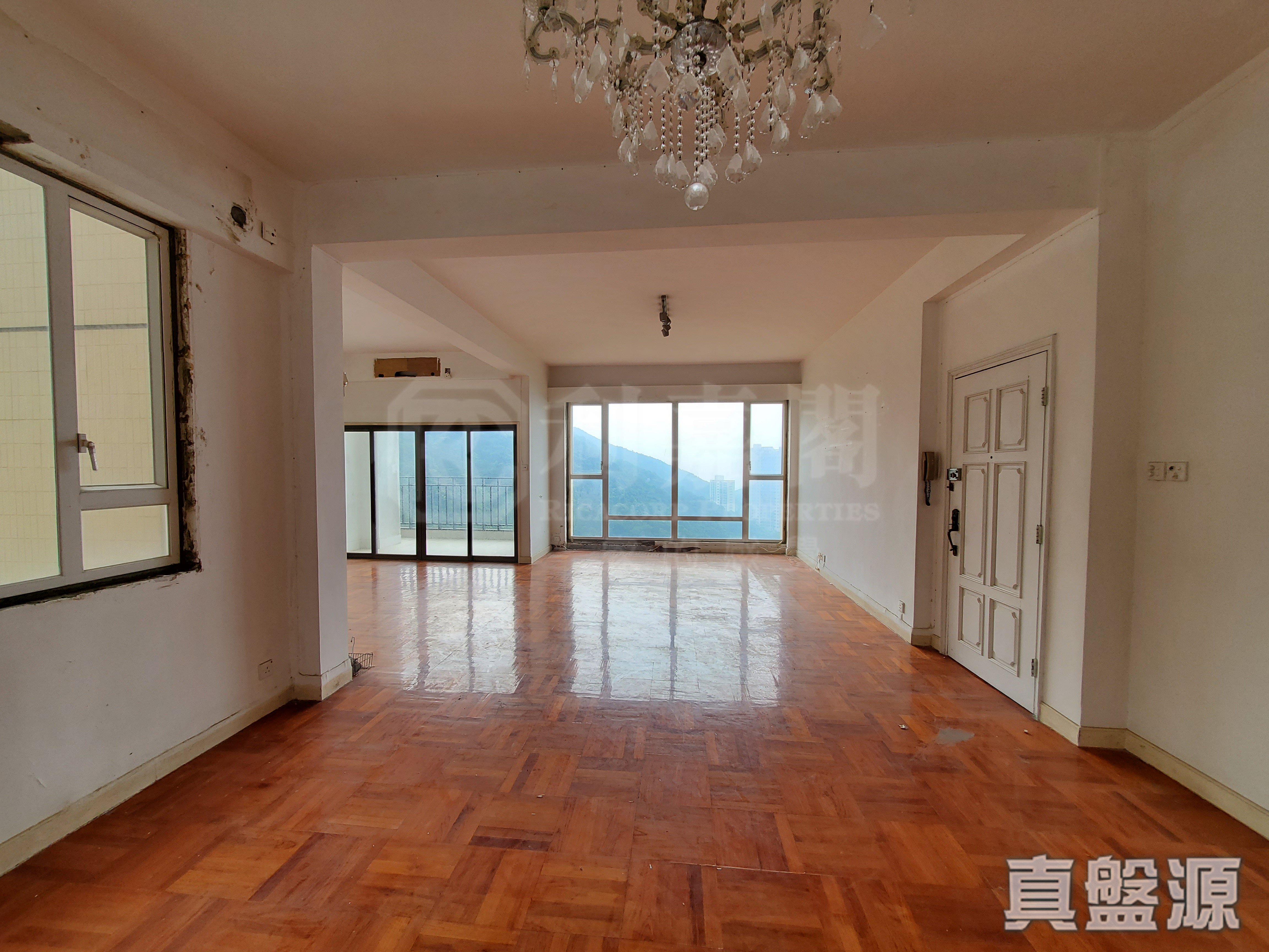 冠園 A-B座 A室 山頂/南區