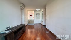 COASTAL SKYLINE PHASE 4 LE BLEU DEUX - Block 3 Medium Floor Zone Flat D Tung Chung