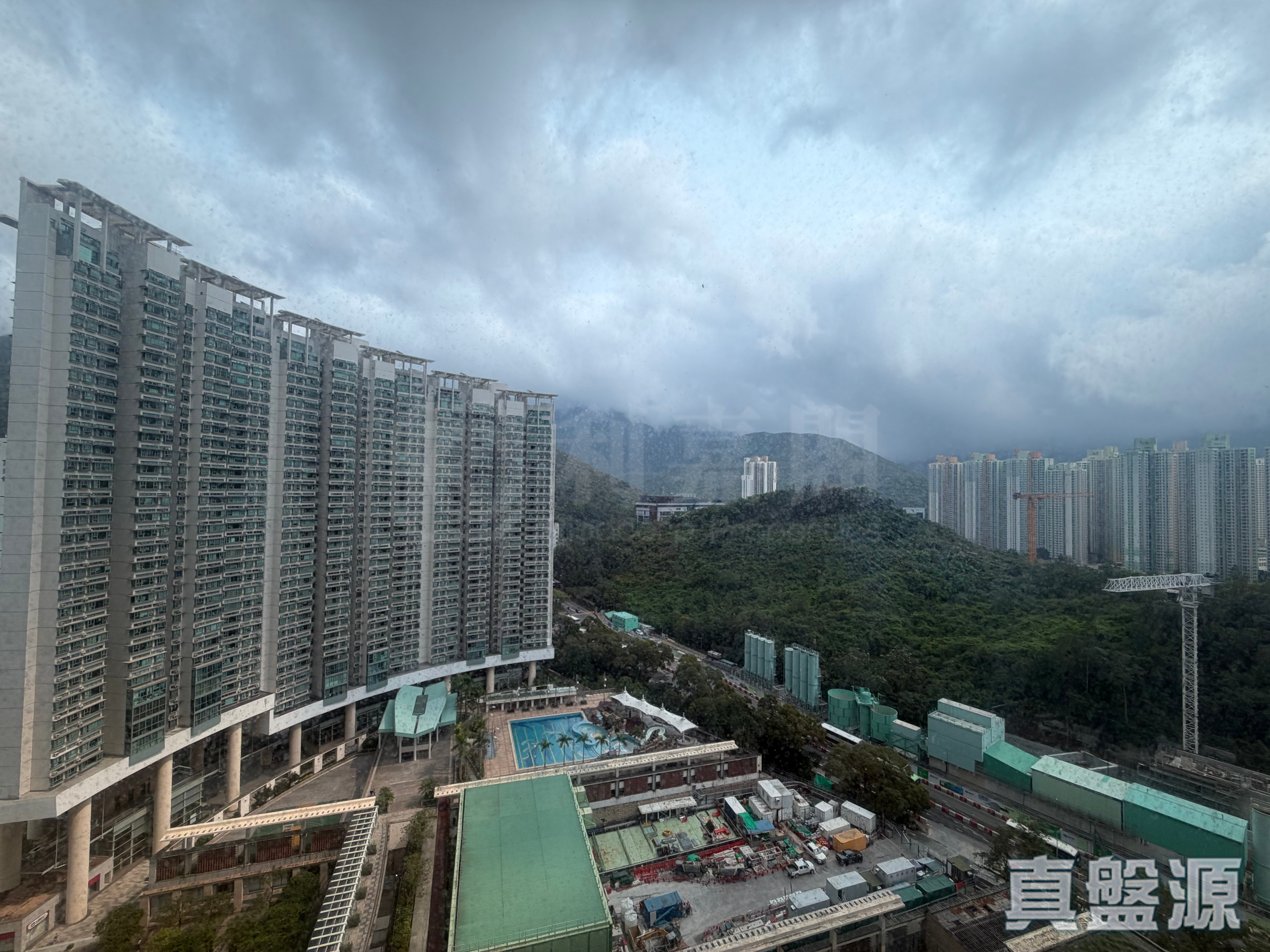 TUNG CHUNG CRESCENT PHASE 2 - Block 7 High Floor Zone Flat E Tung Chung