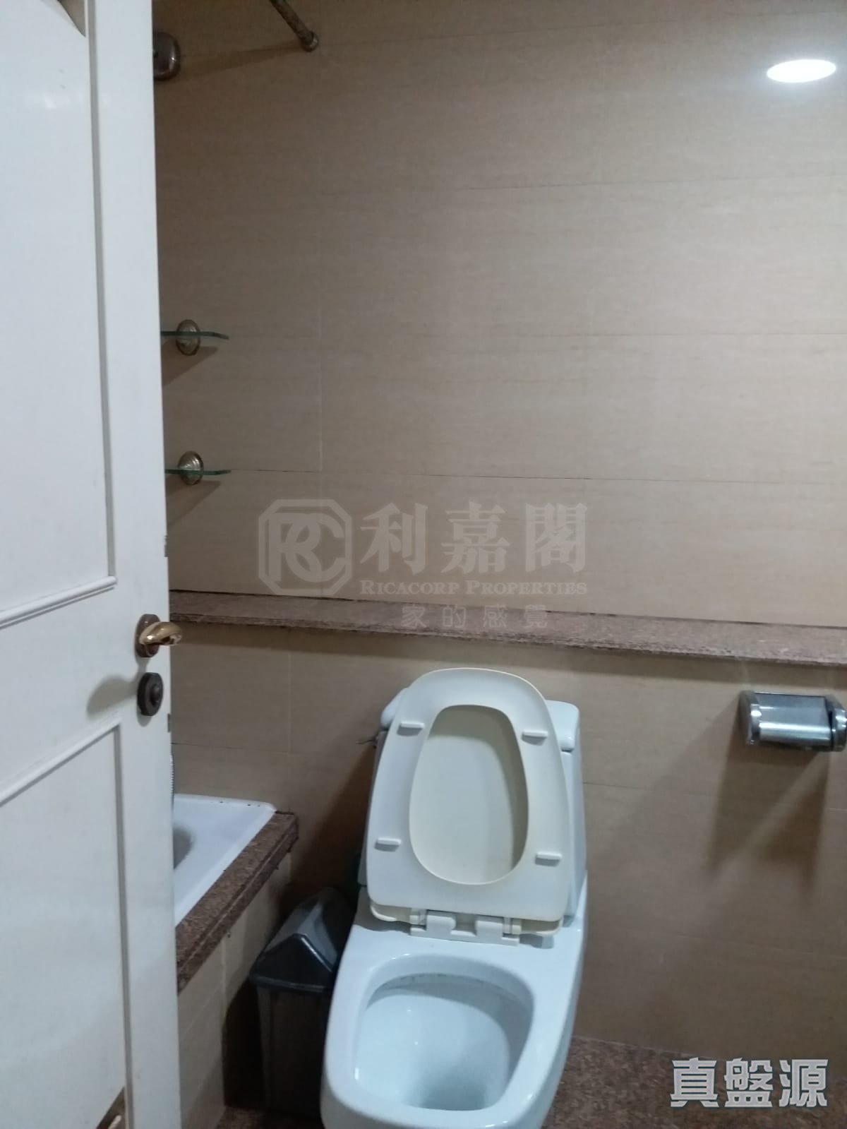 映灣園 1期 賞濤軒 3座 中層 B室 東涌